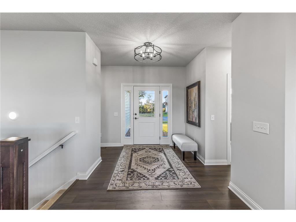 2101 Cobblestone Court Property Photo 4