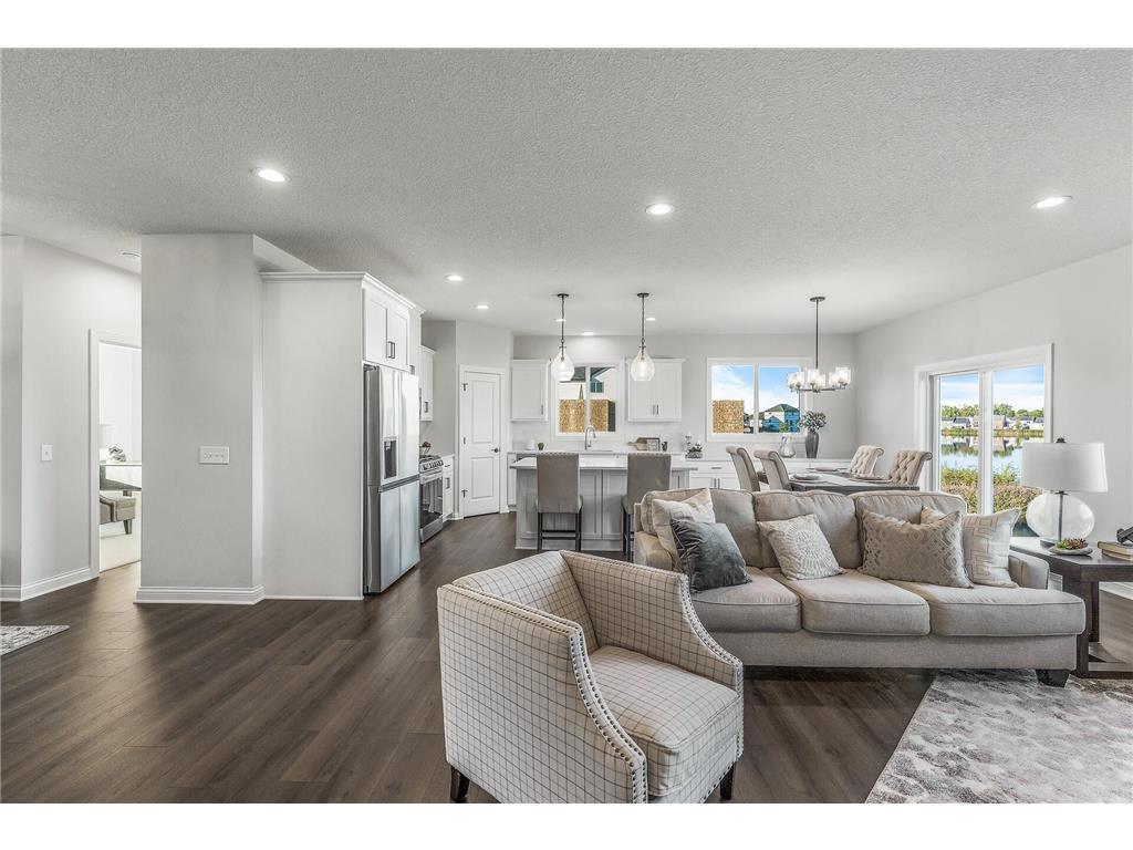 2101 Cobblestone Court Property Photo 13