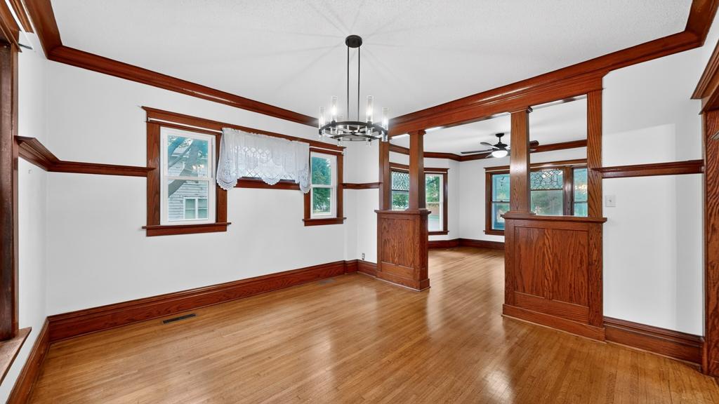 706 N Broadway Avenue Property Photo 17