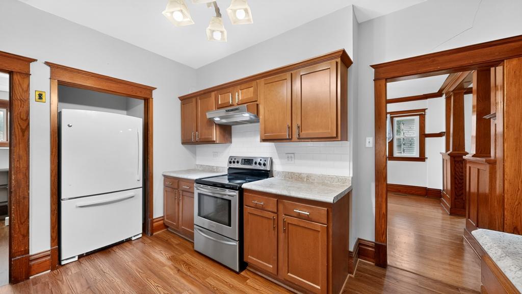 706 N Broadway Avenue Property Photo 19