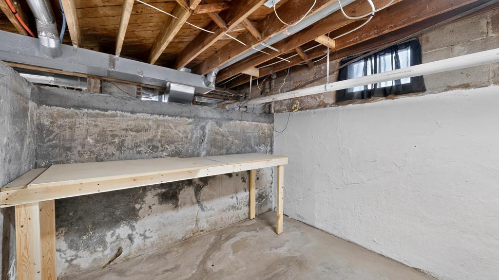 706 N Broadway Avenue Property Photo 36