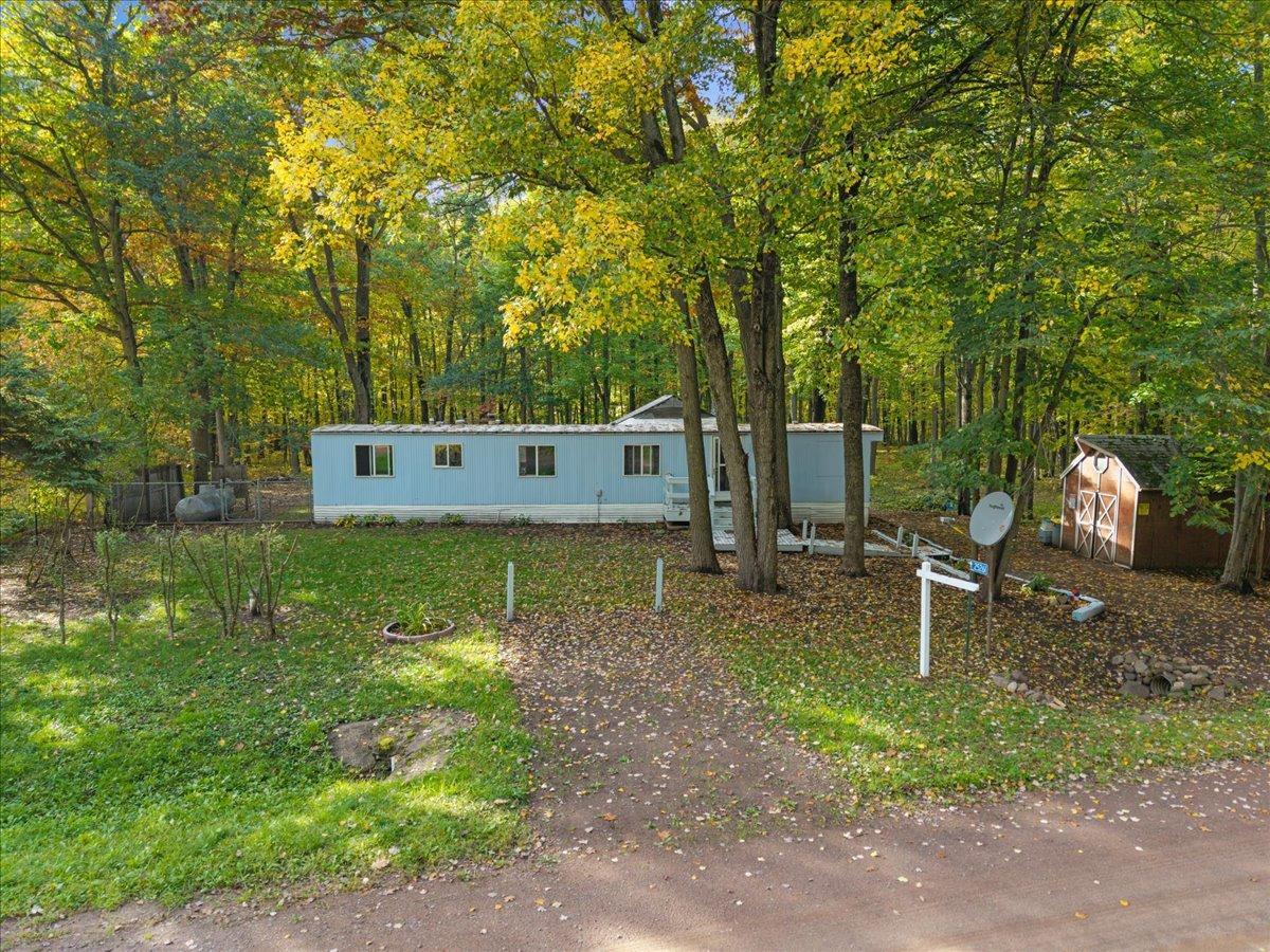 25261 Maple Tree Lane Property Photo 4