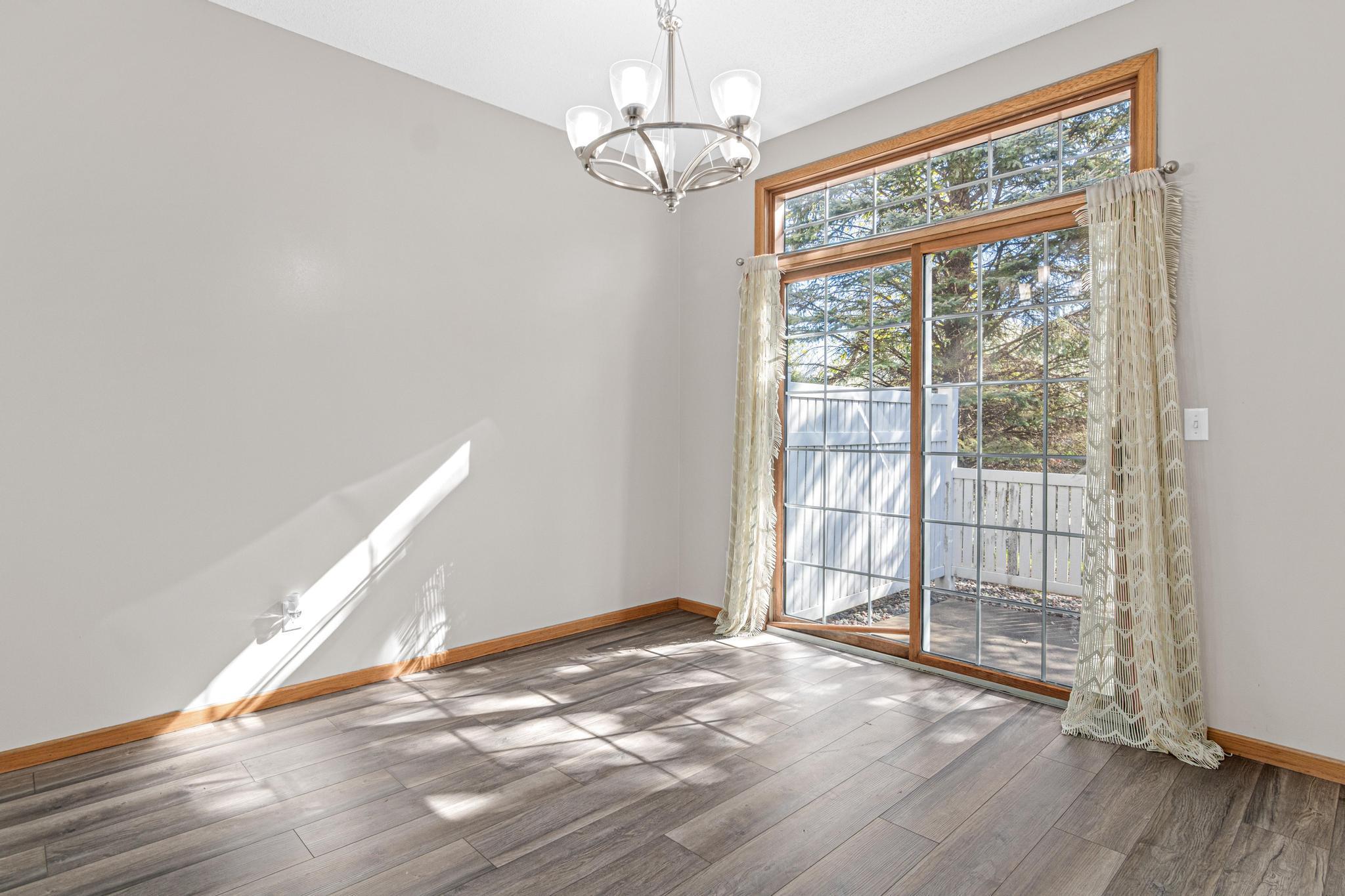 17980 Cobblestone Way Property Photo 15