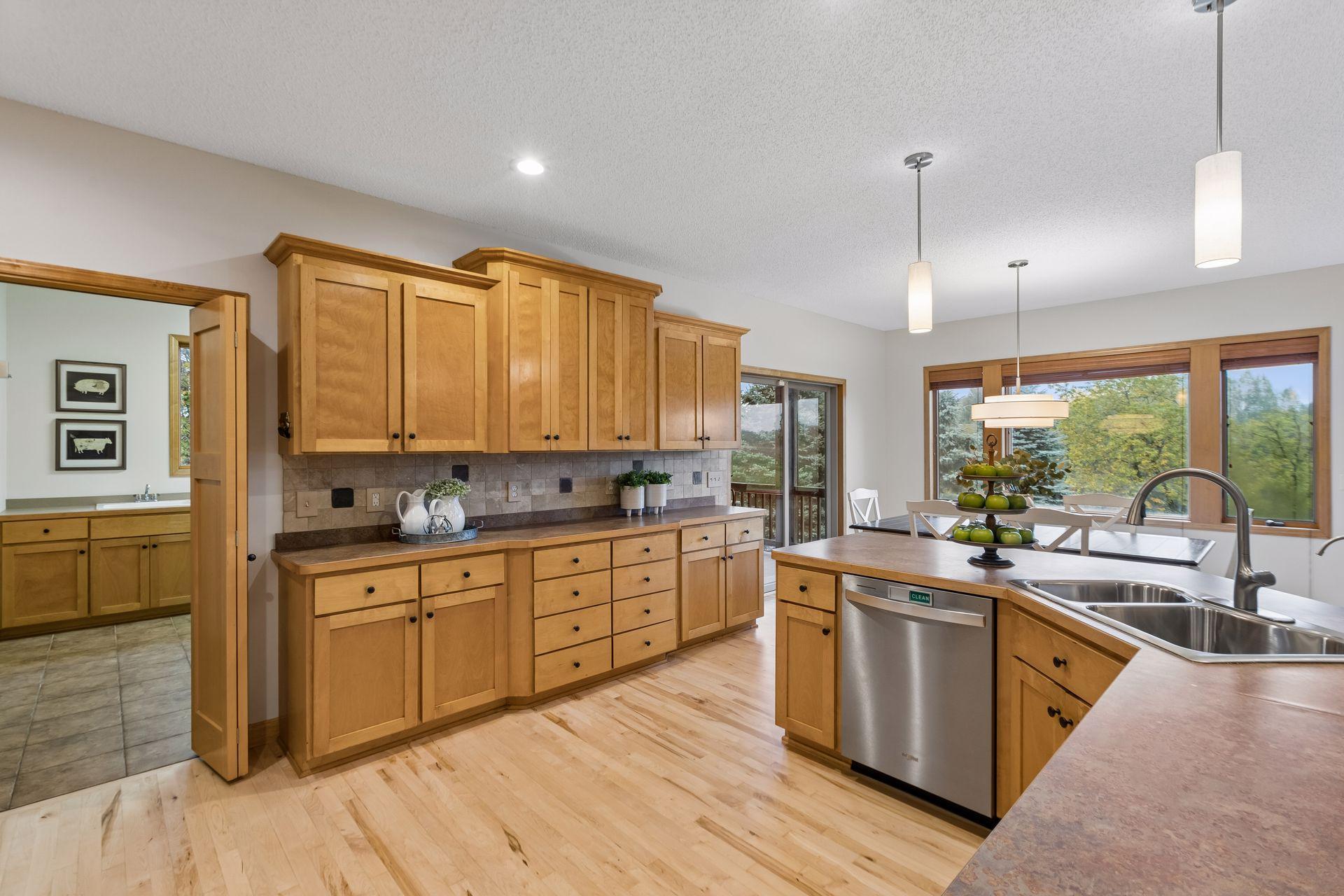 4315 Canby Avenue Property Photo 15