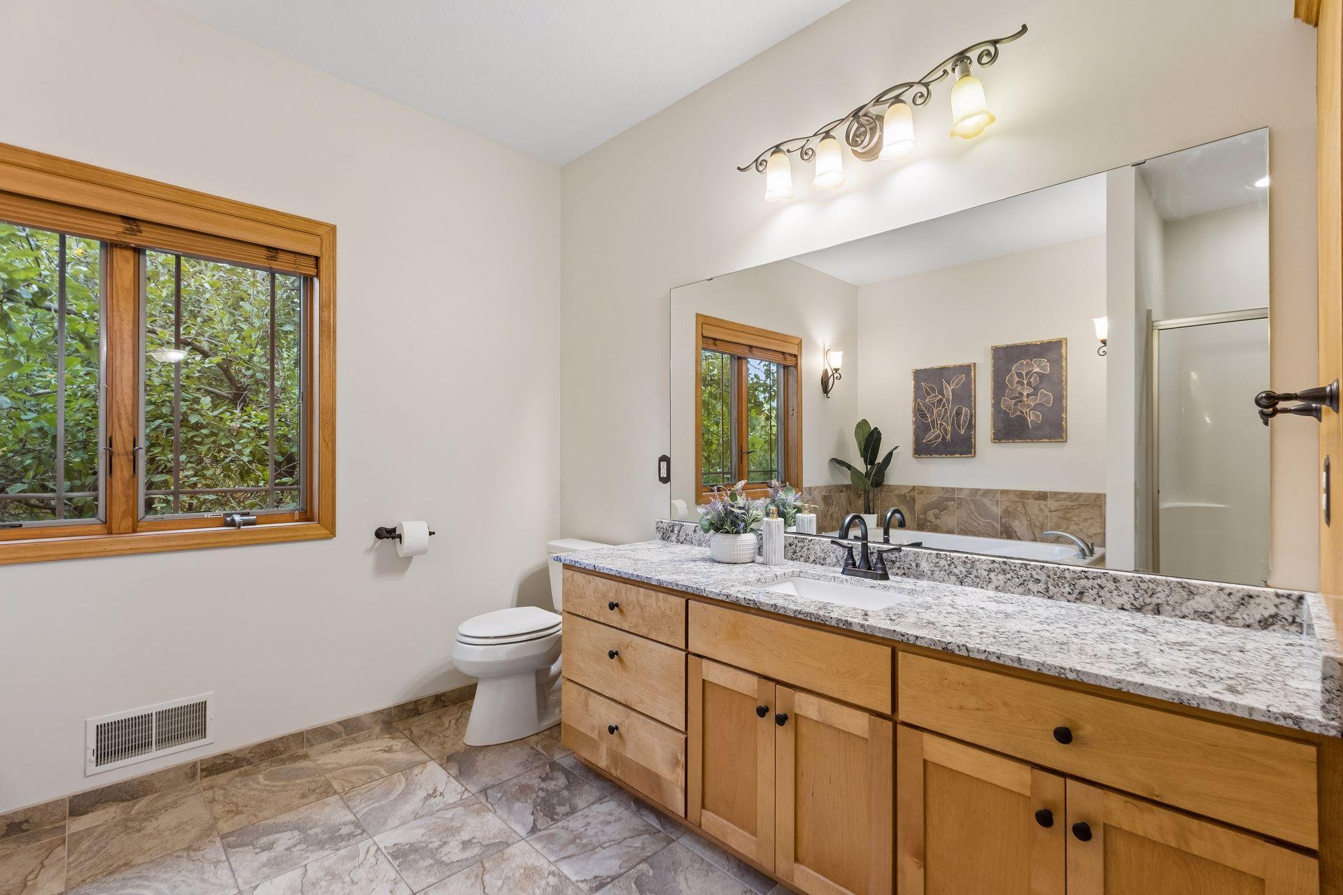 4315 Canby Avenue Property Photo 25