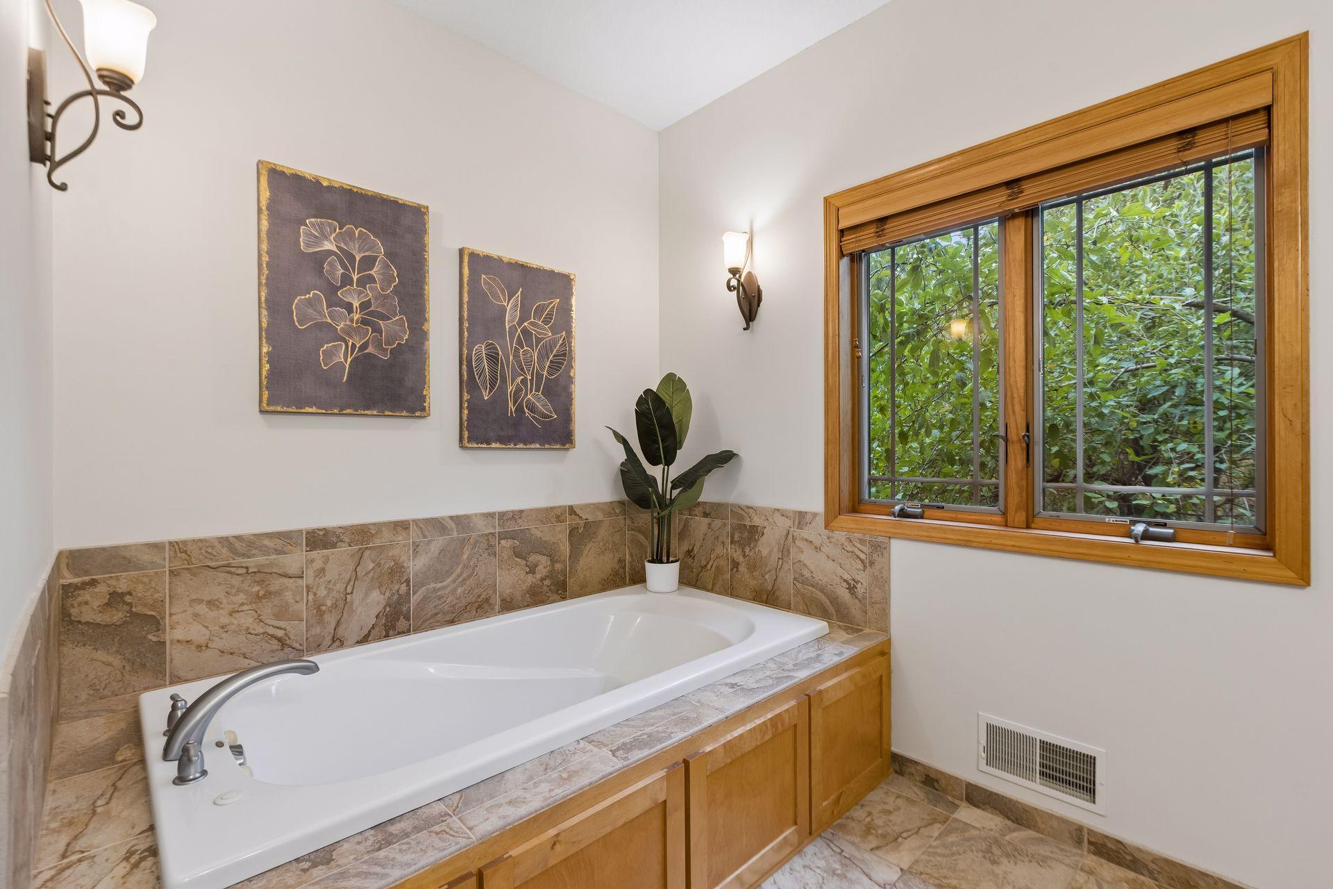 4315 Canby Avenue Property Photo 26