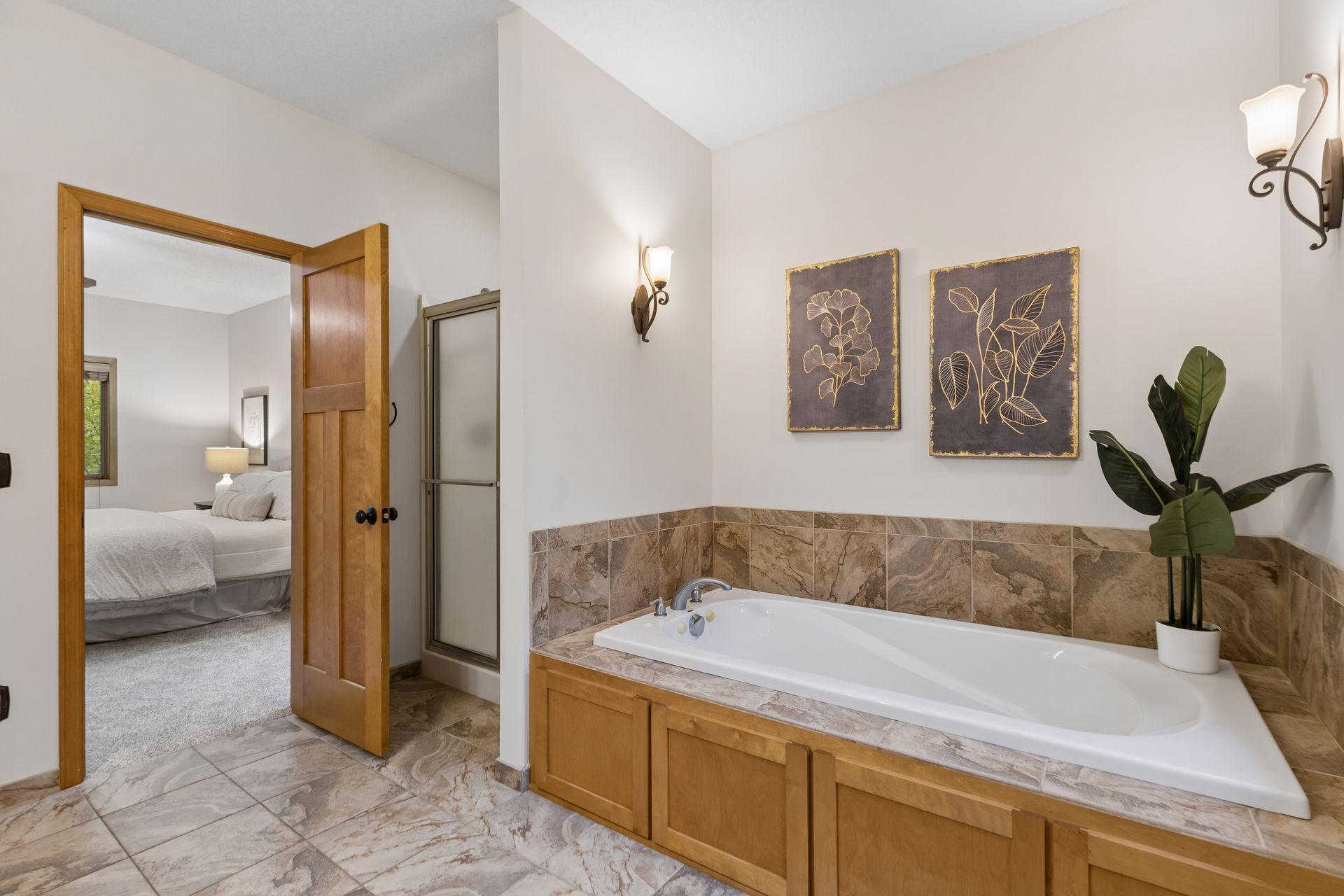 4315 Canby Avenue Property Photo 28