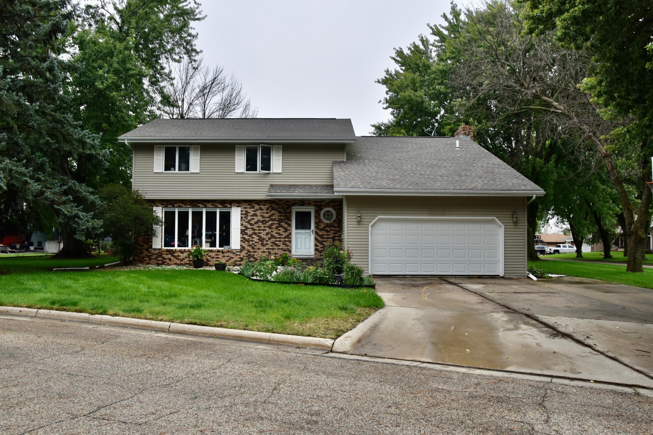 107 Circle Drive Property Photo 1