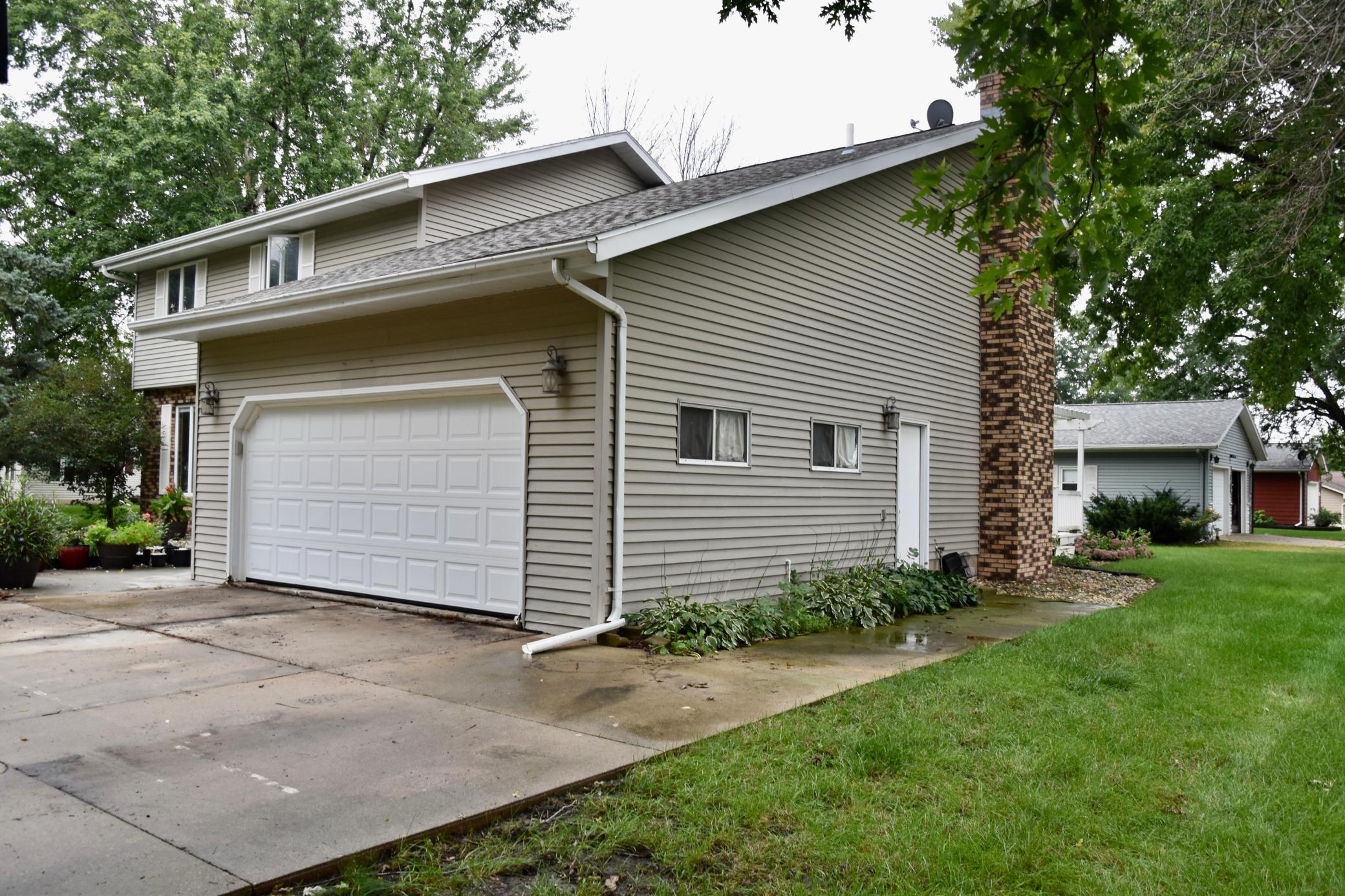 107 Circle Drive Property Photo 2