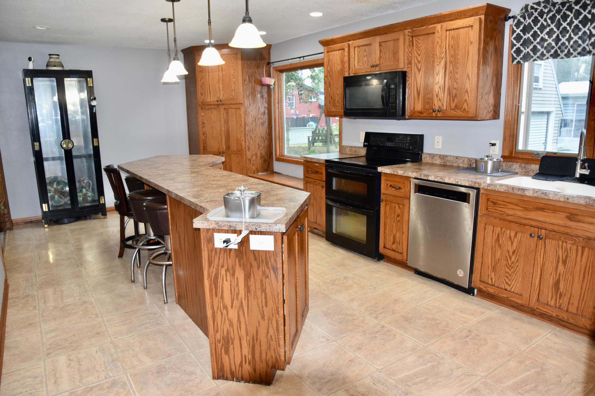 107 Circle Drive Property Photo 9