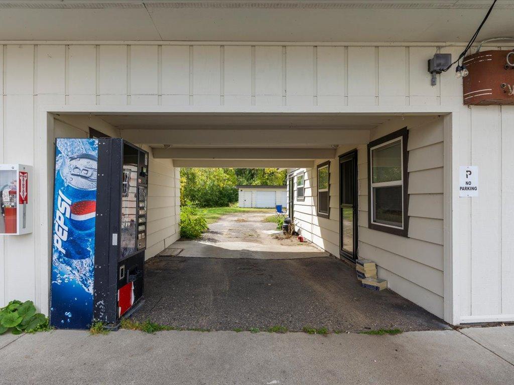 107 Minnesota Avenue E Property Photo 39