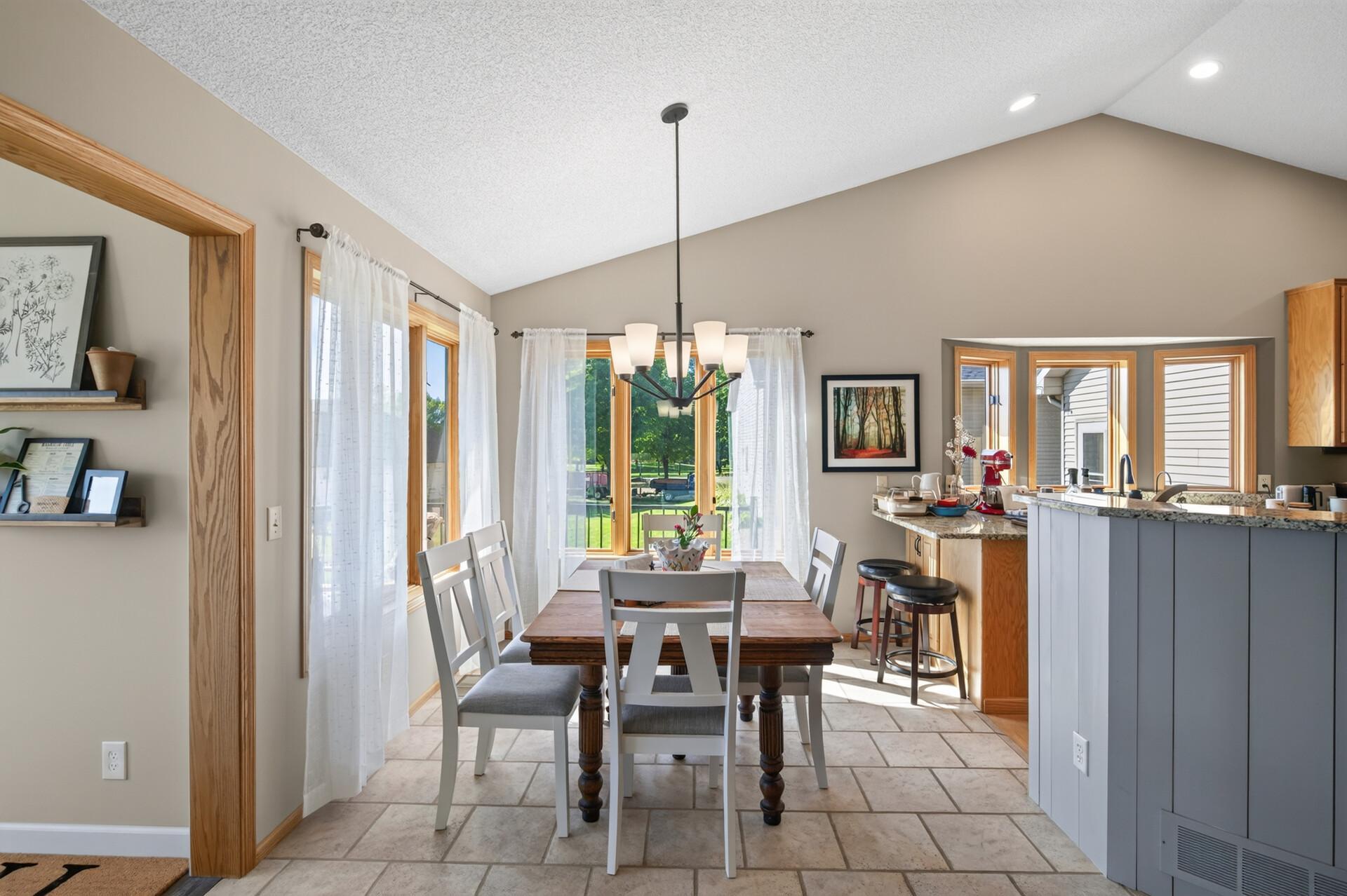 14372 Heather Ridge Drive Property Photo 8