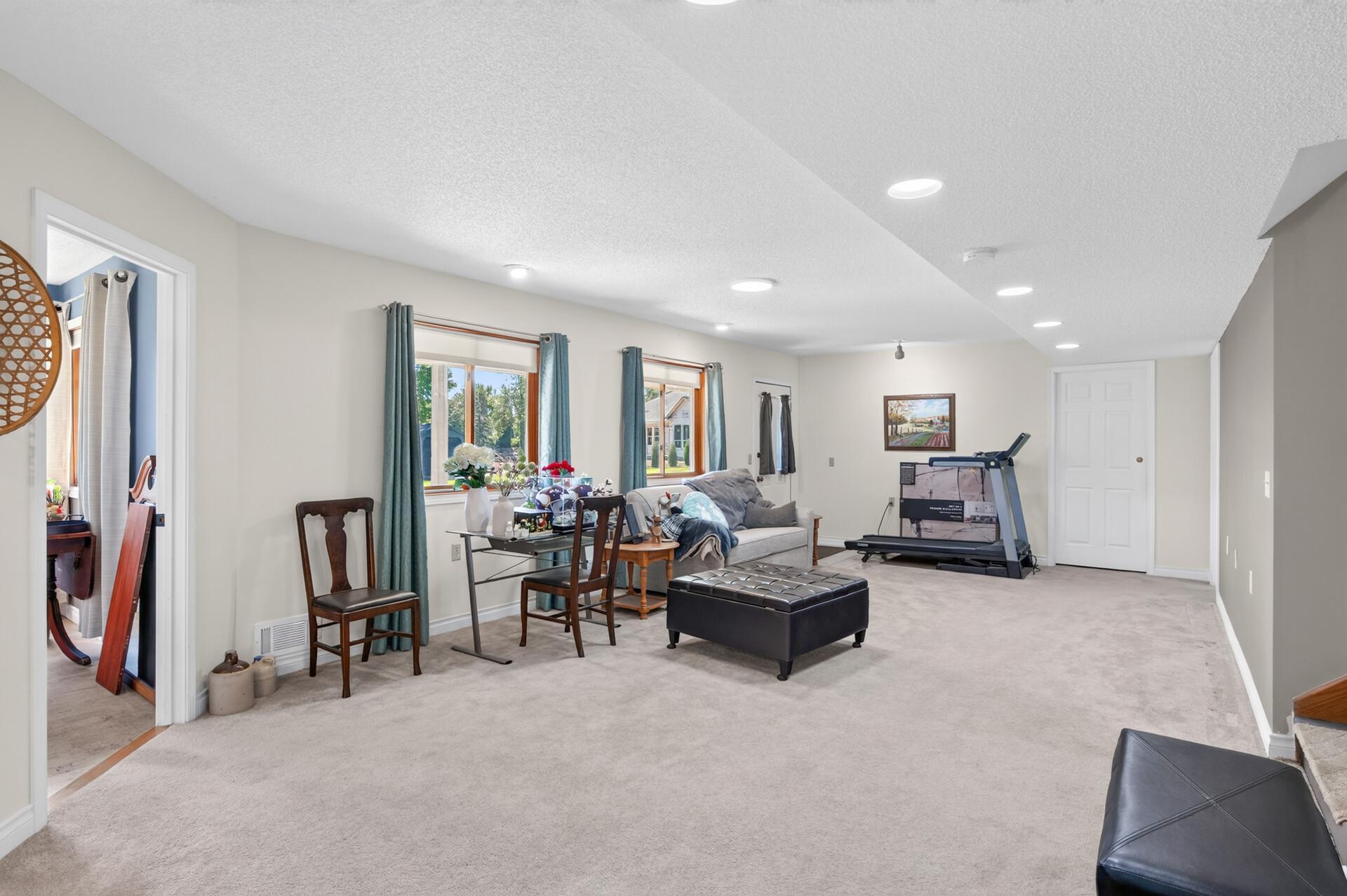 14372 Heather Ridge Drive Property Photo 22