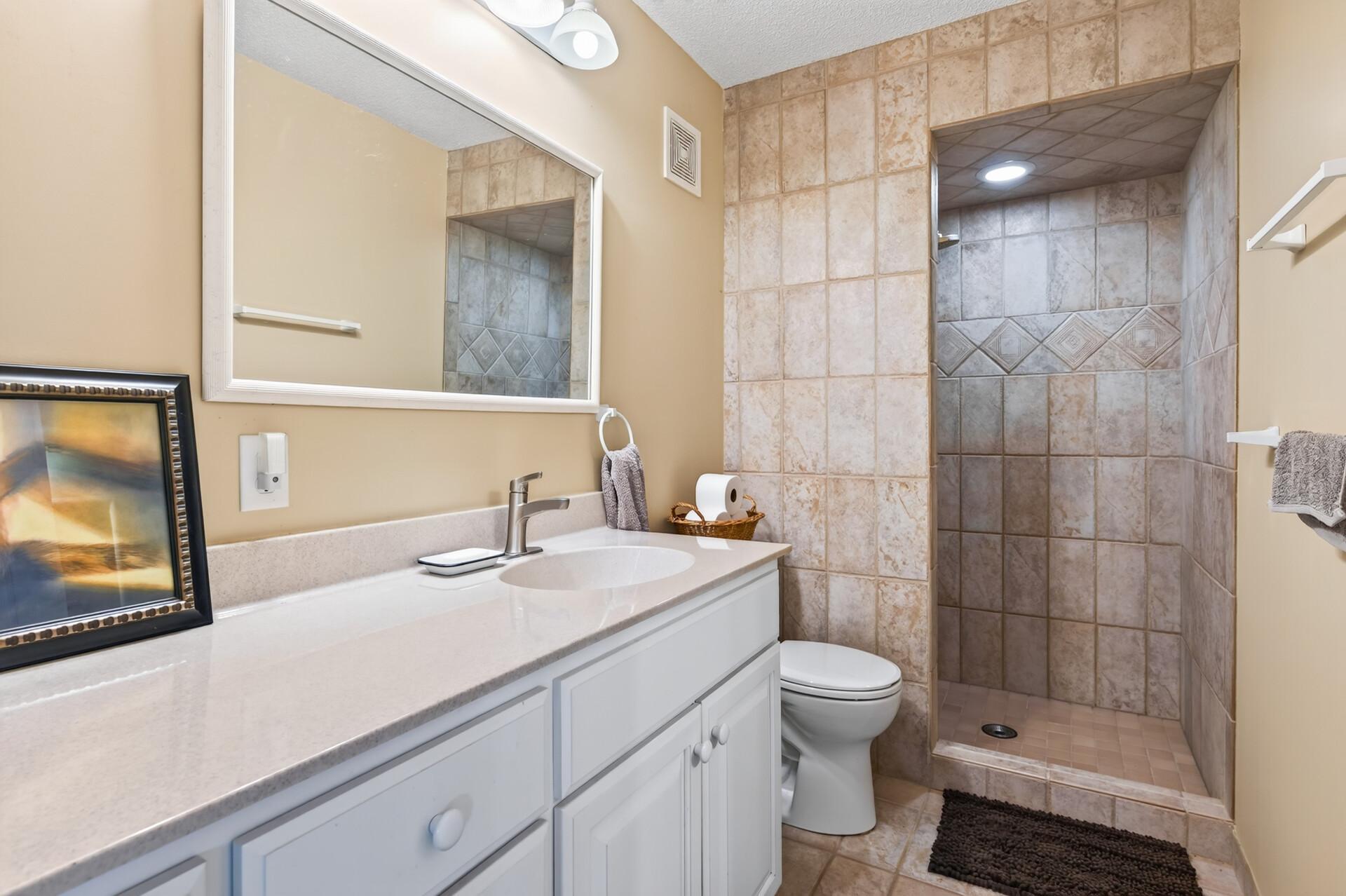 14372 Heather Ridge Drive Property Photo 27