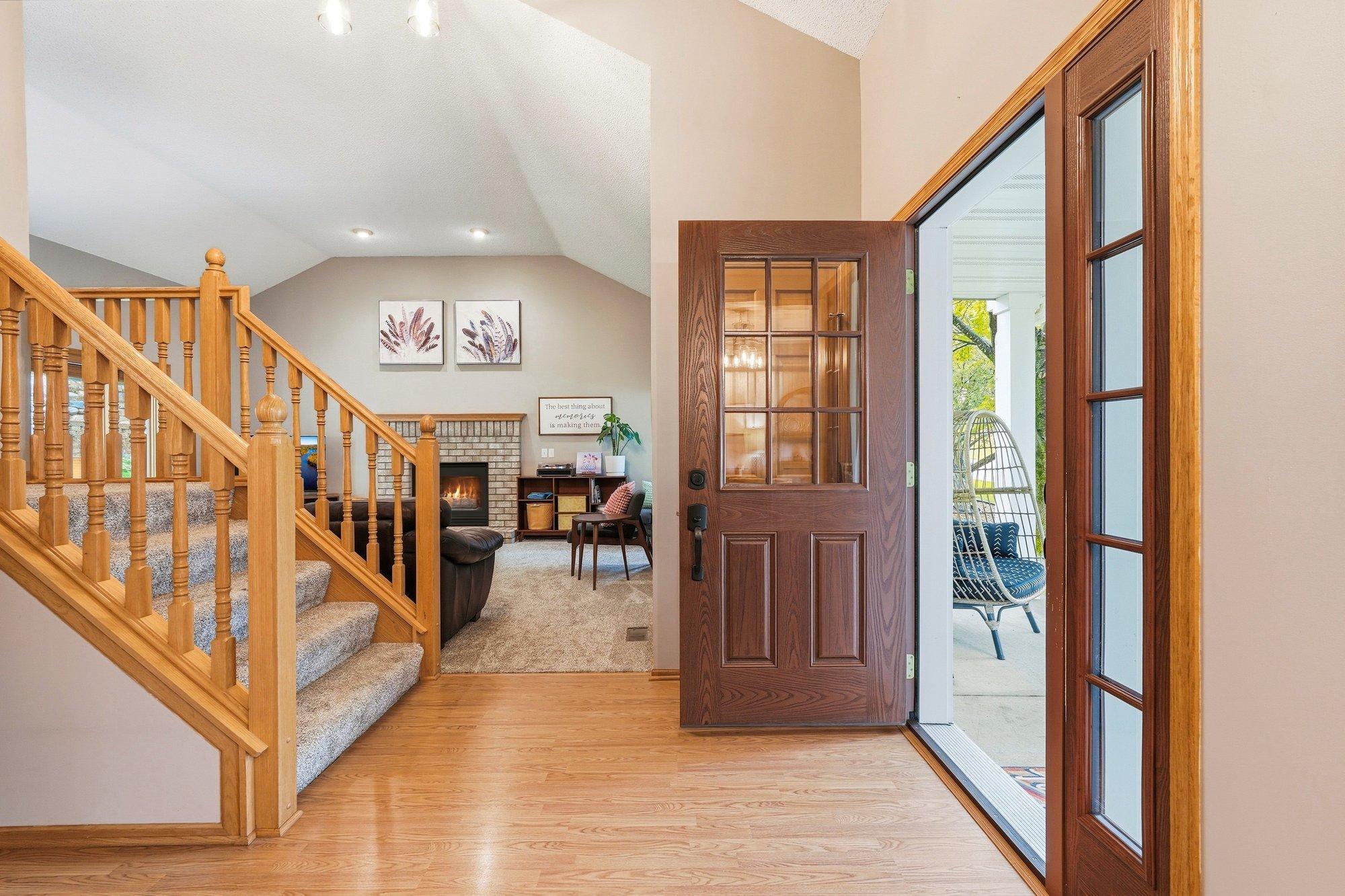 524 Eastwood Court Property Photo 6