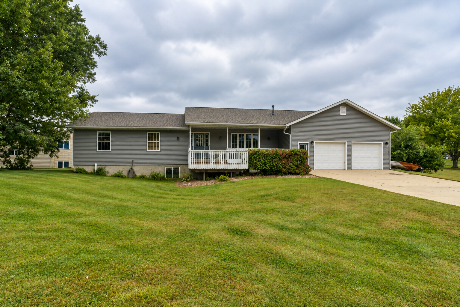111 Loraine Drive Property Photo 1