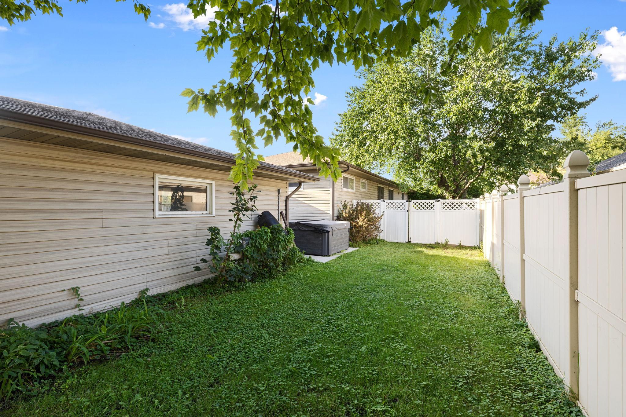 600 E Park Street Property Photo 19