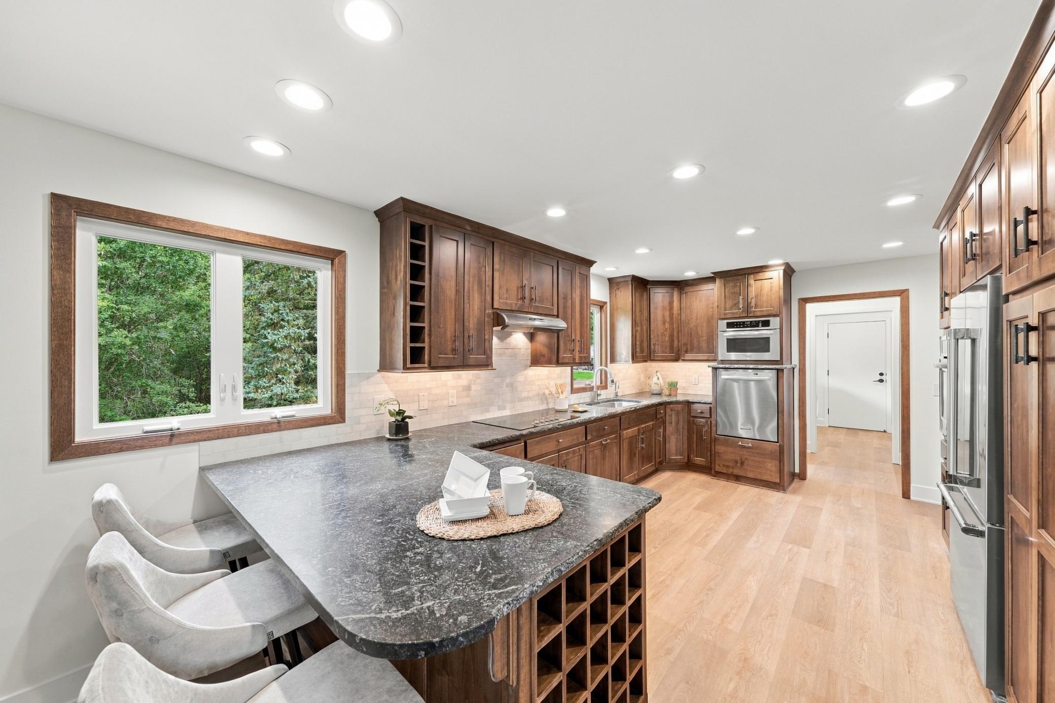 16724 Blenheim Way Property Photo 8