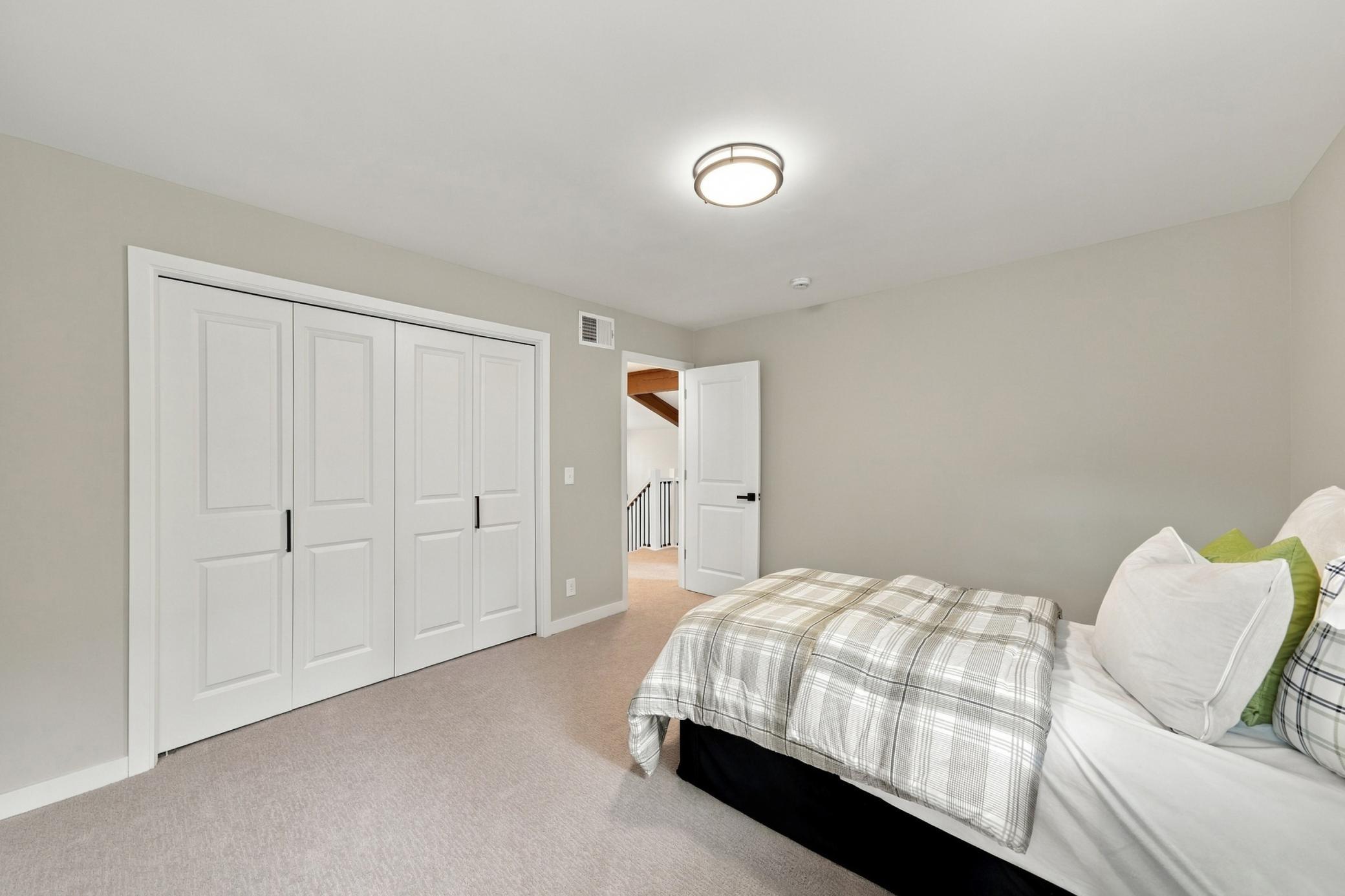 16724 Blenheim Way Property Photo 46