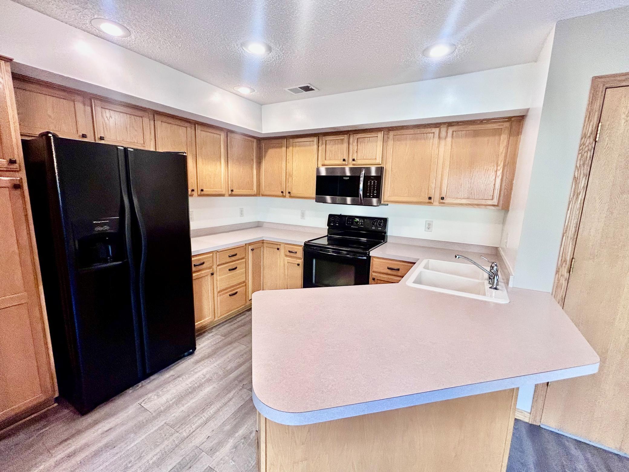 2445 Birn Hill Drive Property Photo 10