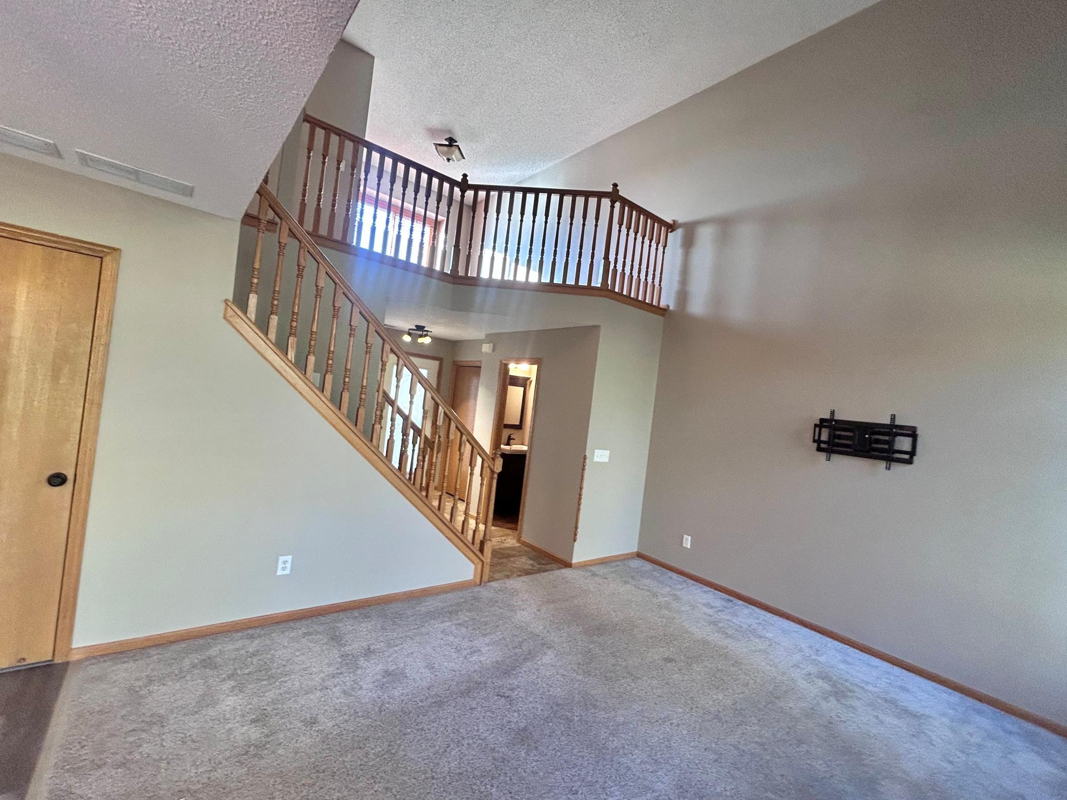 2445 Birn Hill Drive Property Photo 16