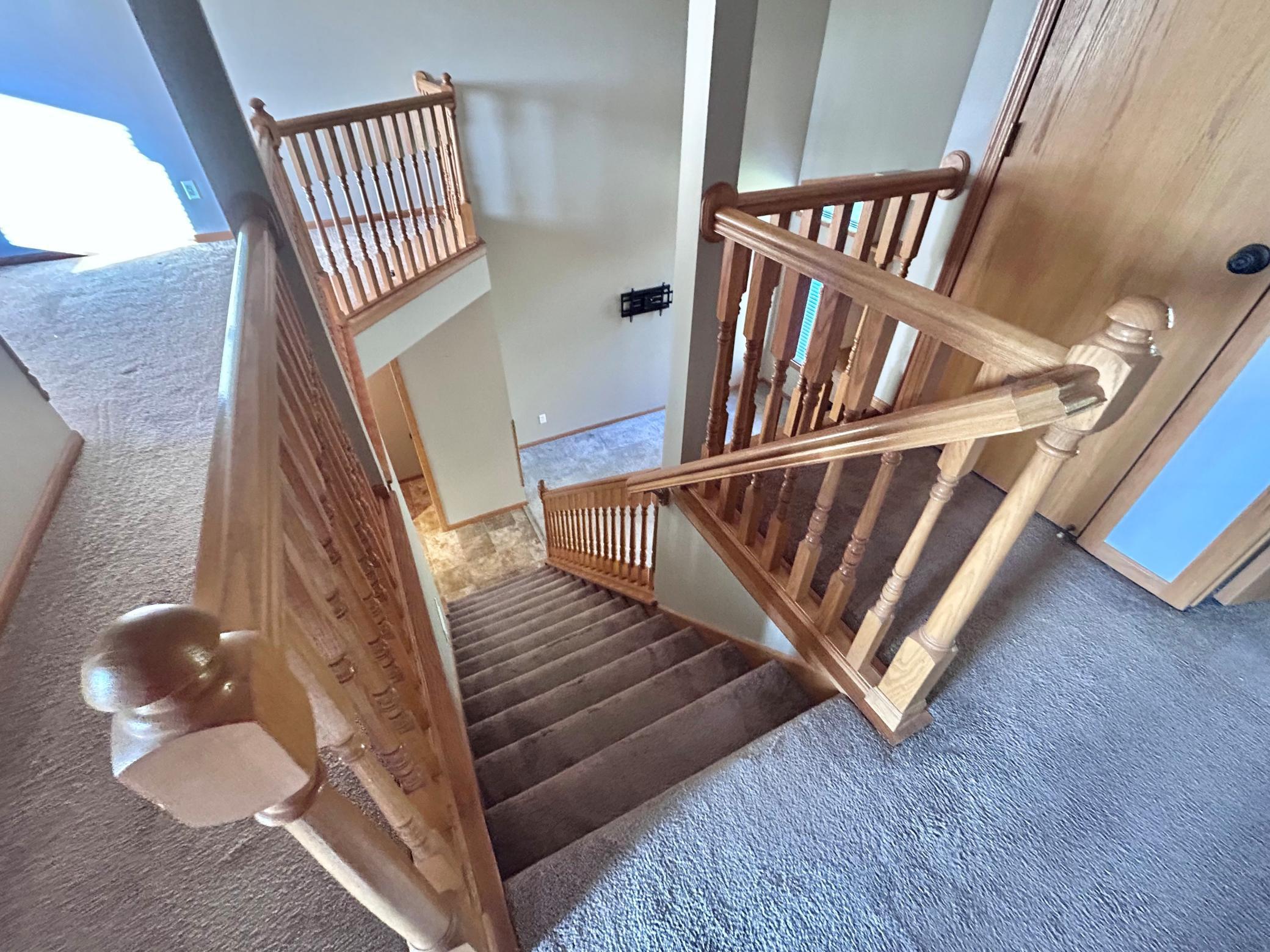 2445 Birn Hill Drive Property Photo 17