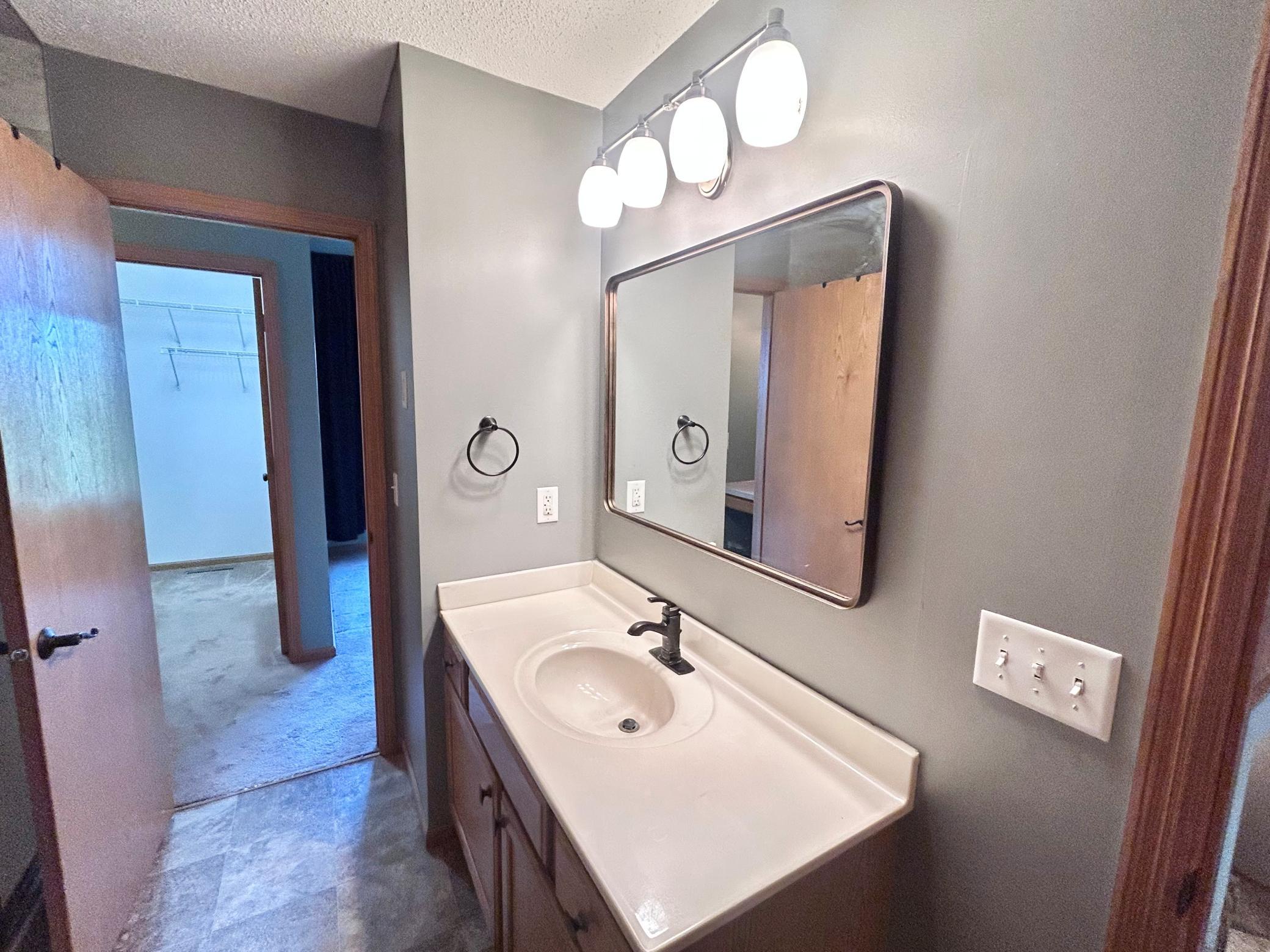2445 Birn Hill Drive Property Photo 28