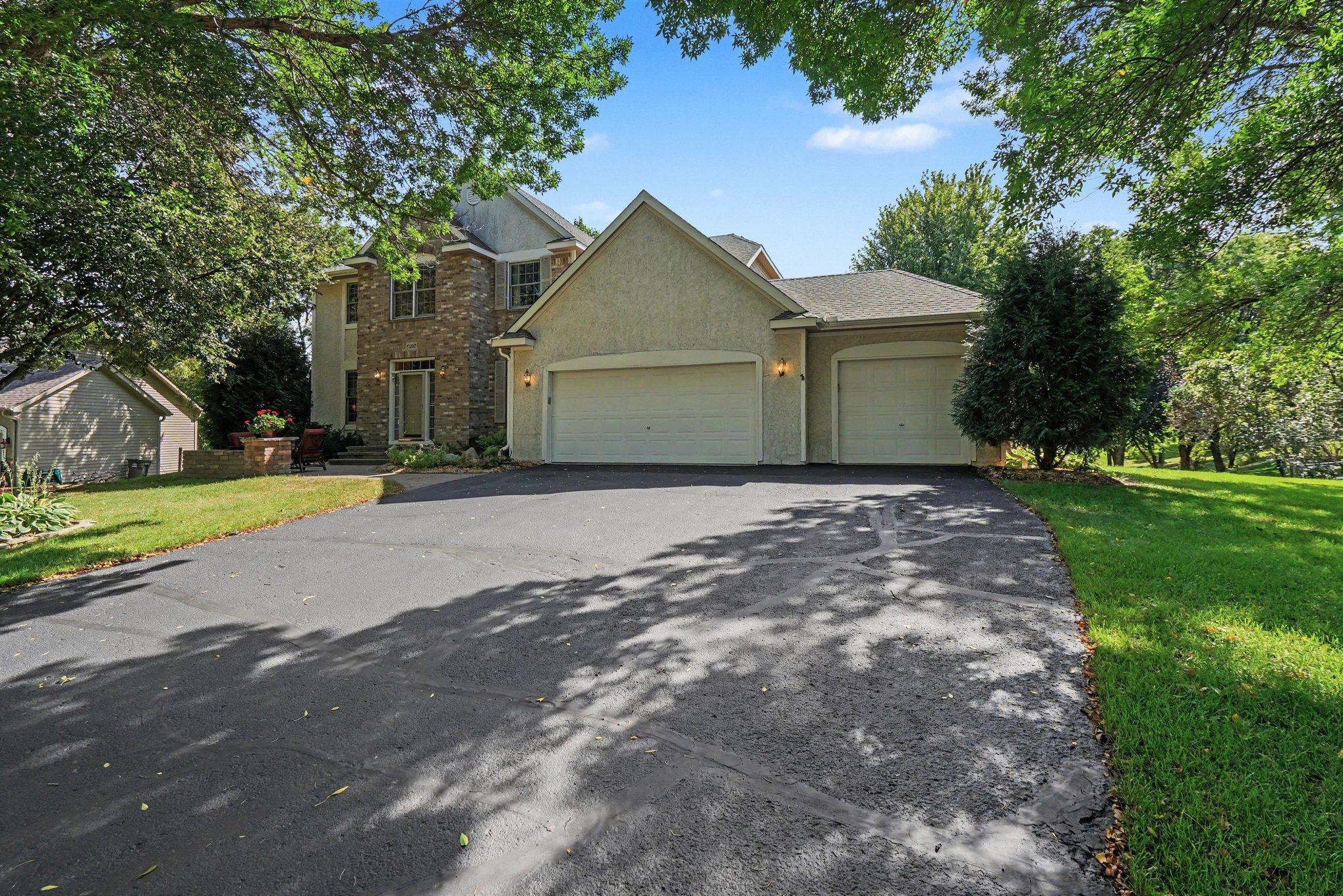 17207 Trenton Lane Property Photo 4