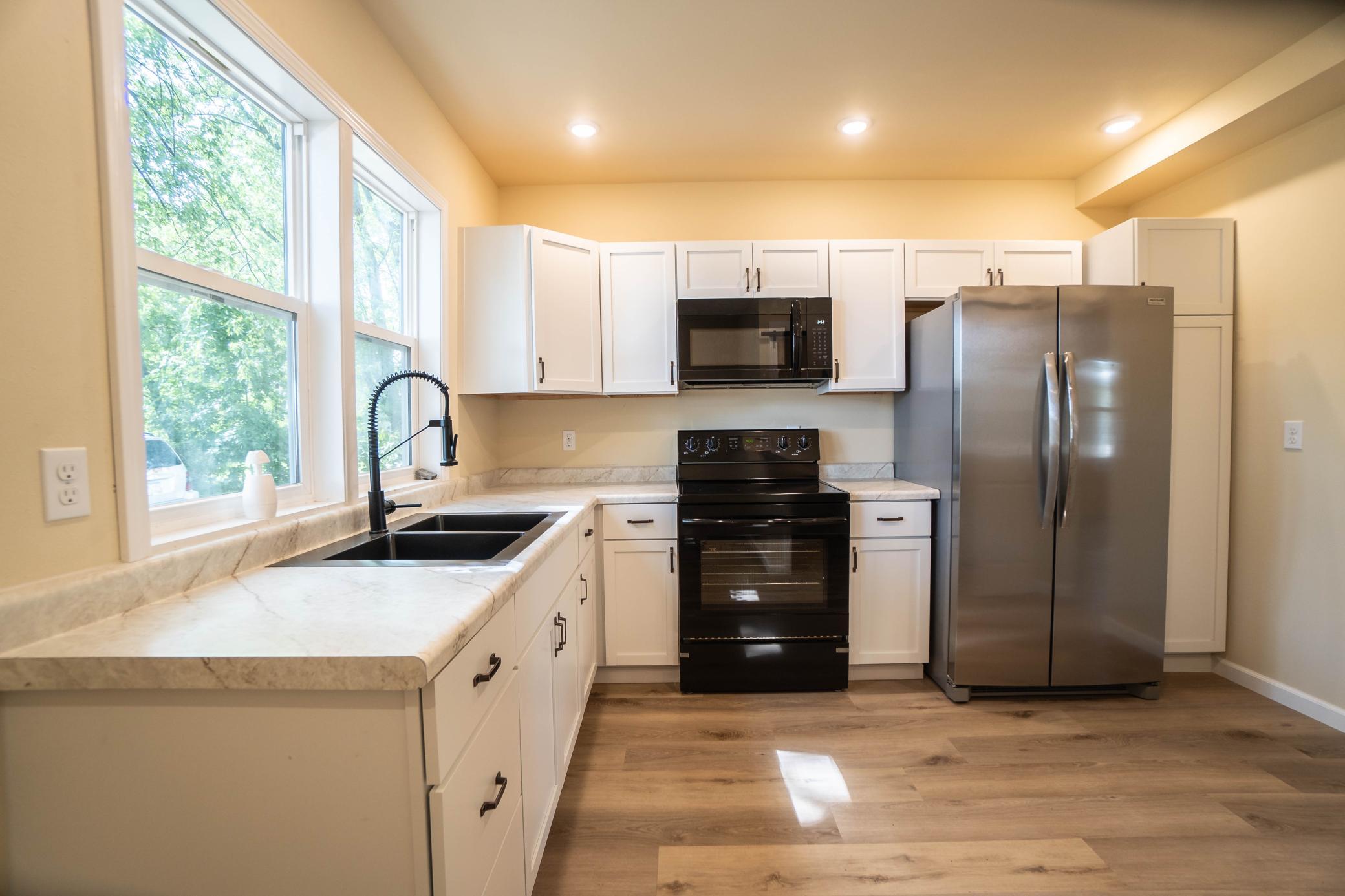 114 E Juniper Avenue Property Photo 7