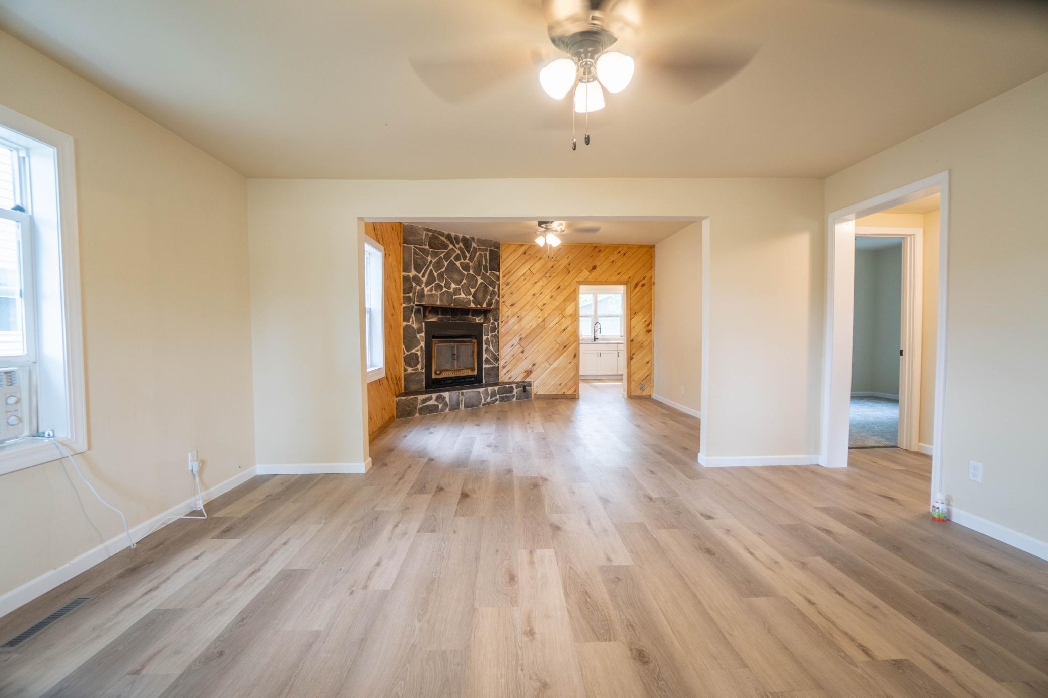 114 E Juniper Avenue Property Photo 10