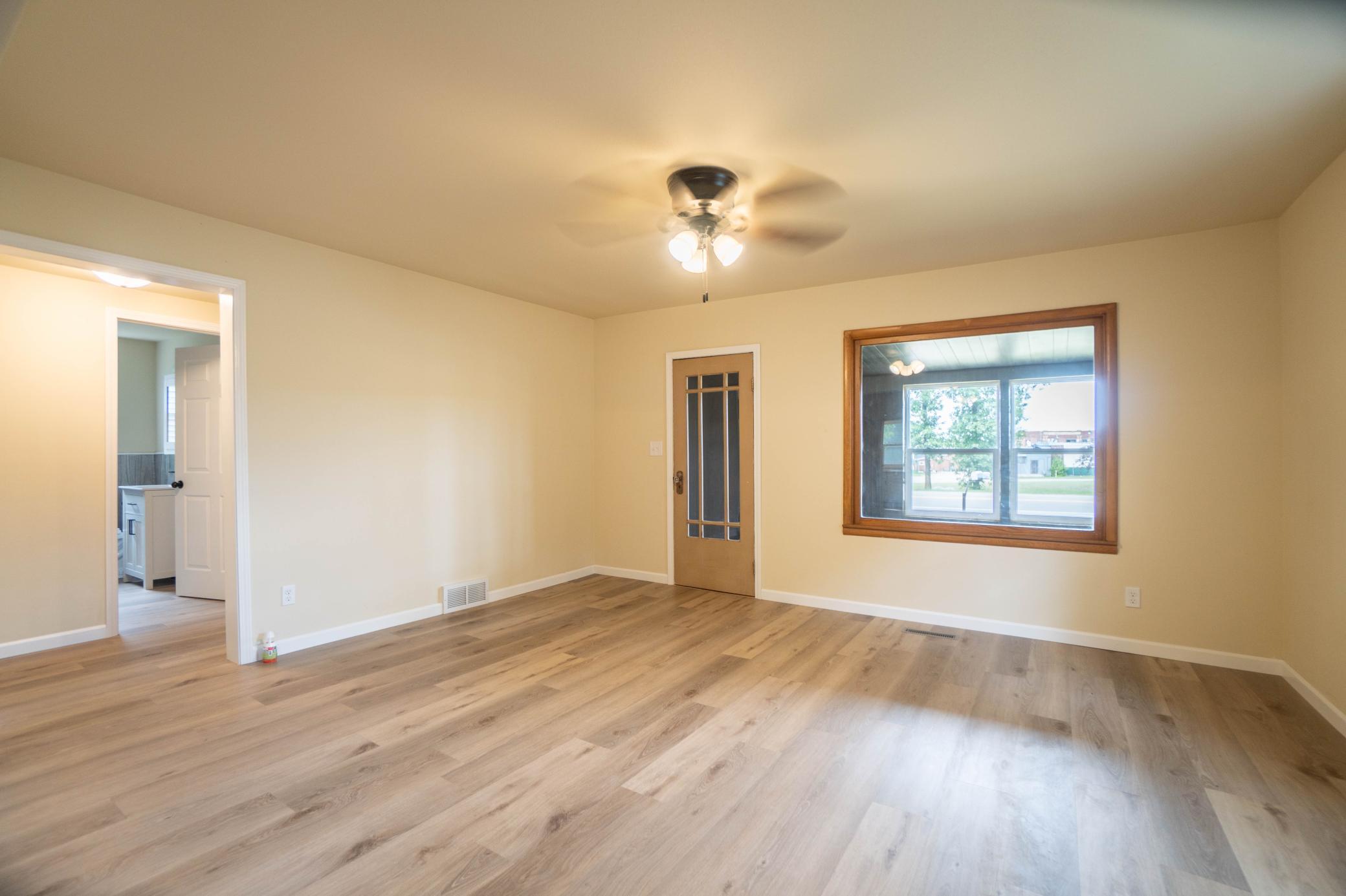 114 E Juniper Avenue Property Photo 13