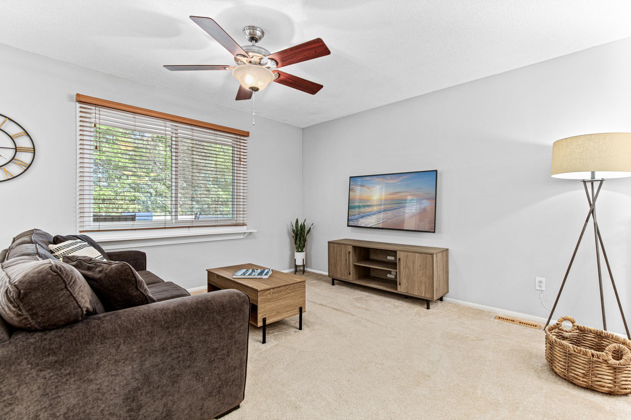 11123 Xavier Circle Property Photo 4