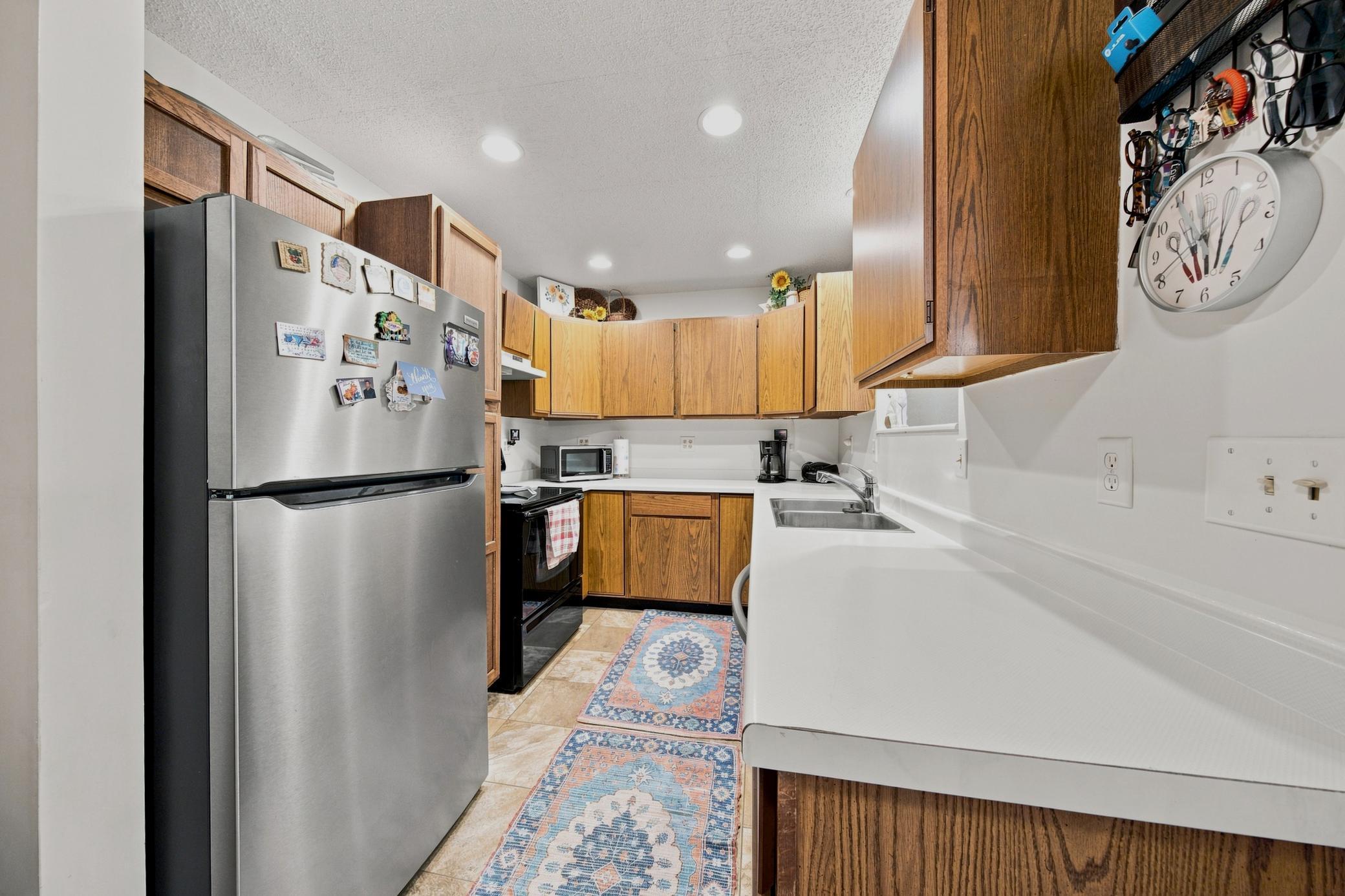 233 19th Street E Property Photo 14