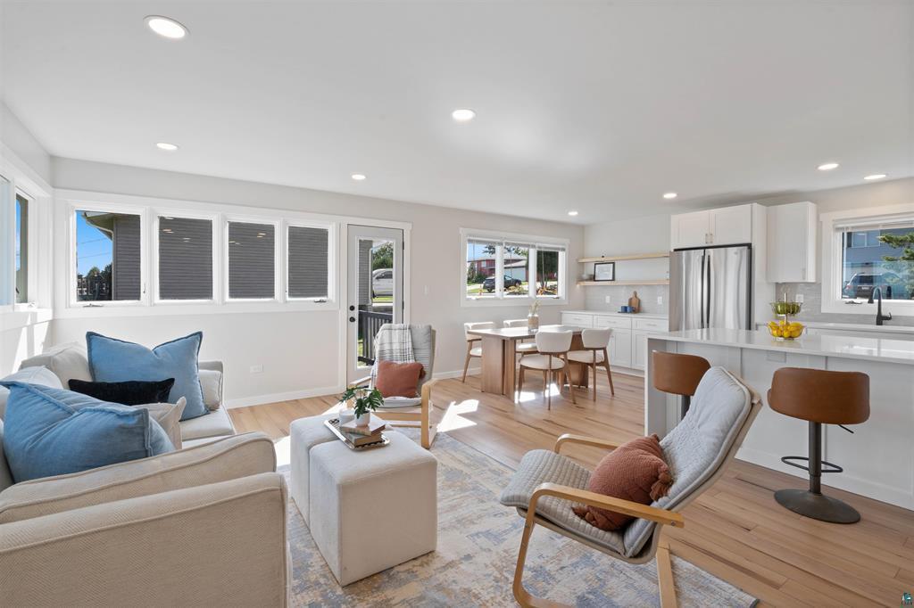 1634 Cliff Avenue Property Photo 8