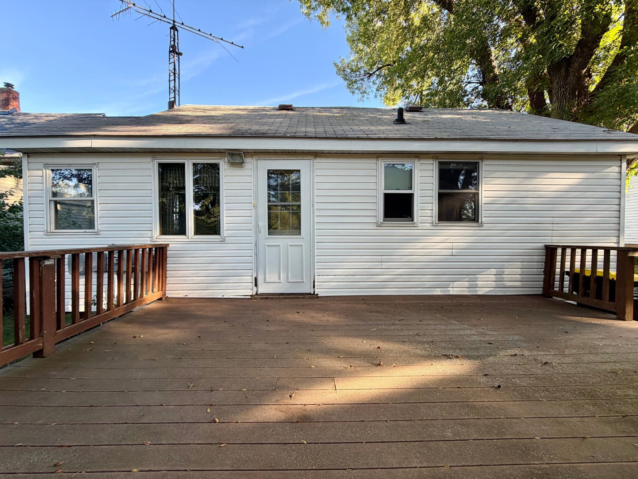 231 Sorenson Street Property Photo 8