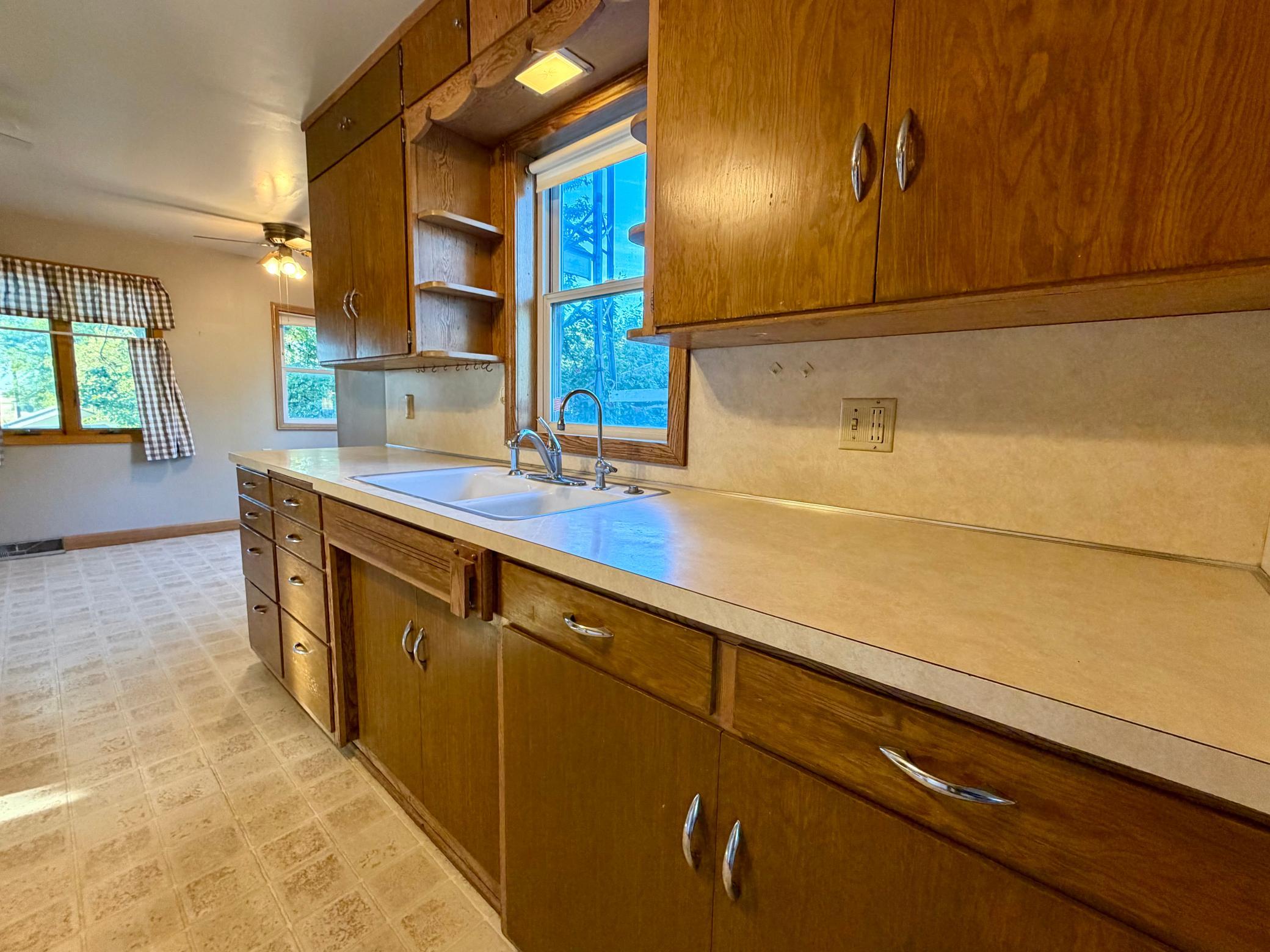 231 Sorenson Street Property Photo 18