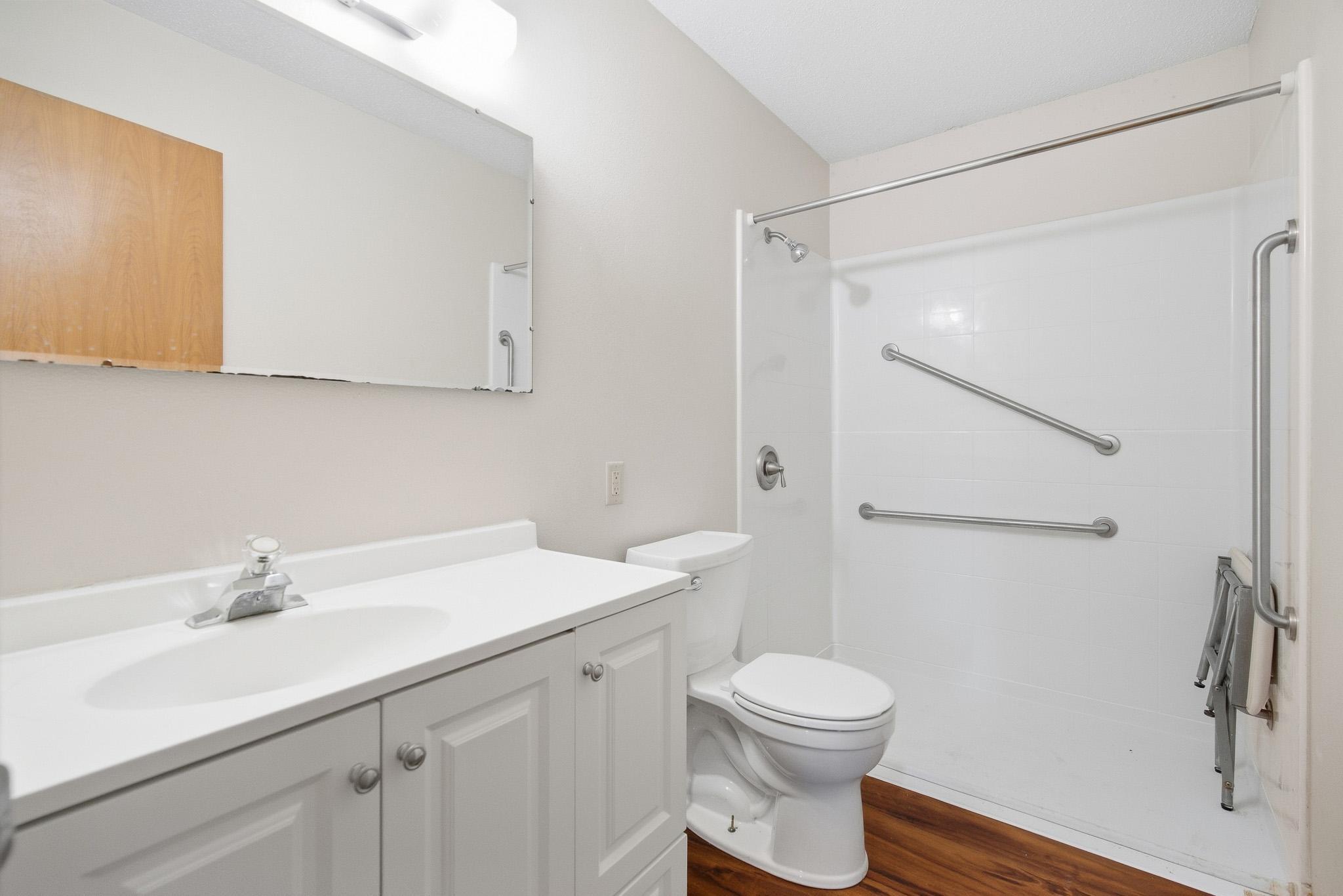 611 James Ave Property Photo 10