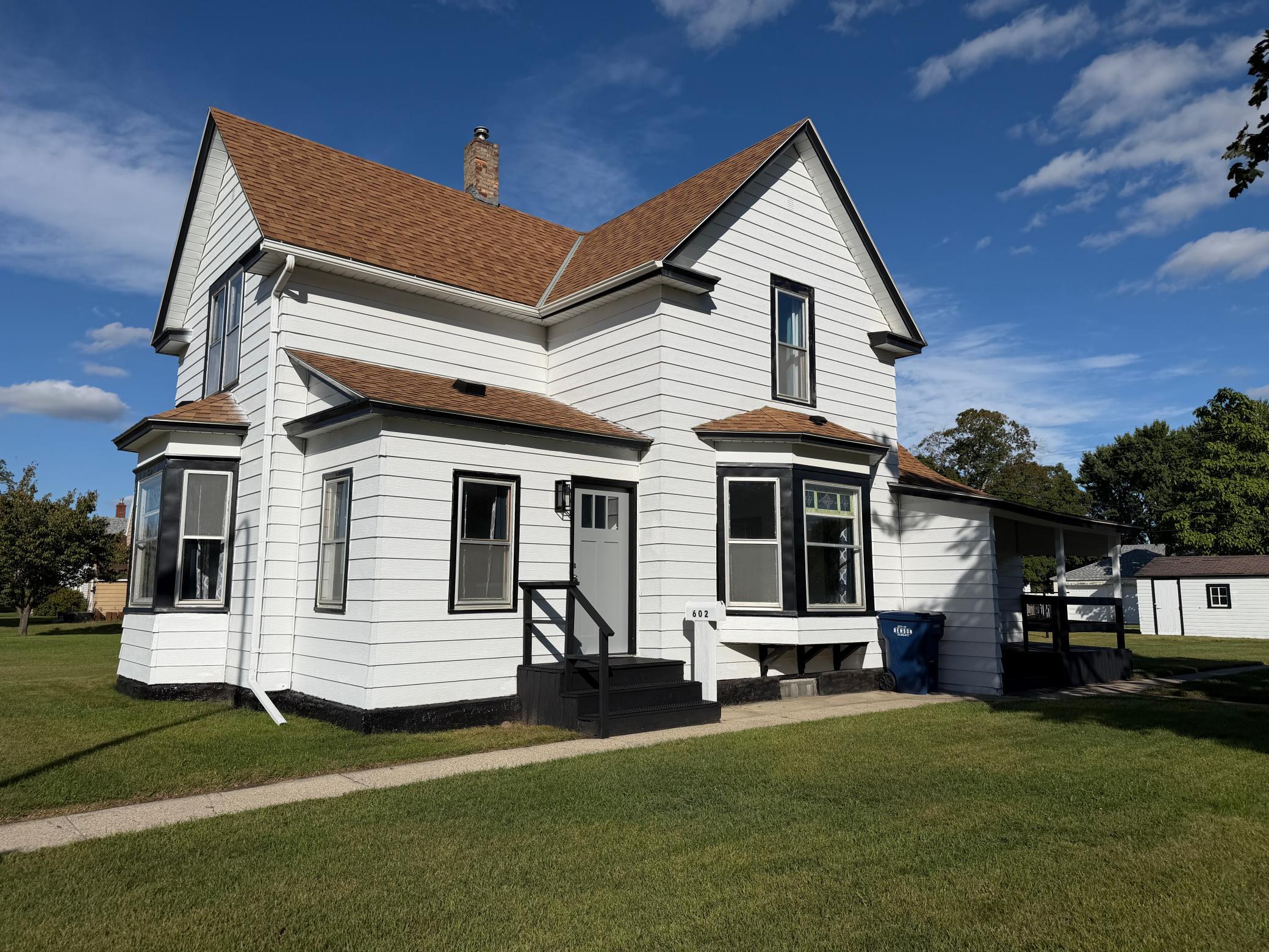 602 13th Street N Property Photo 1