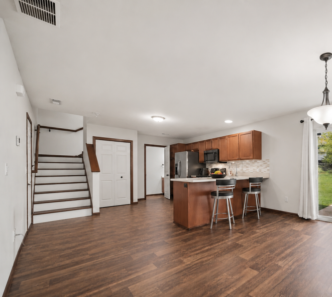 5099 61st Street Nw Property Photo 9