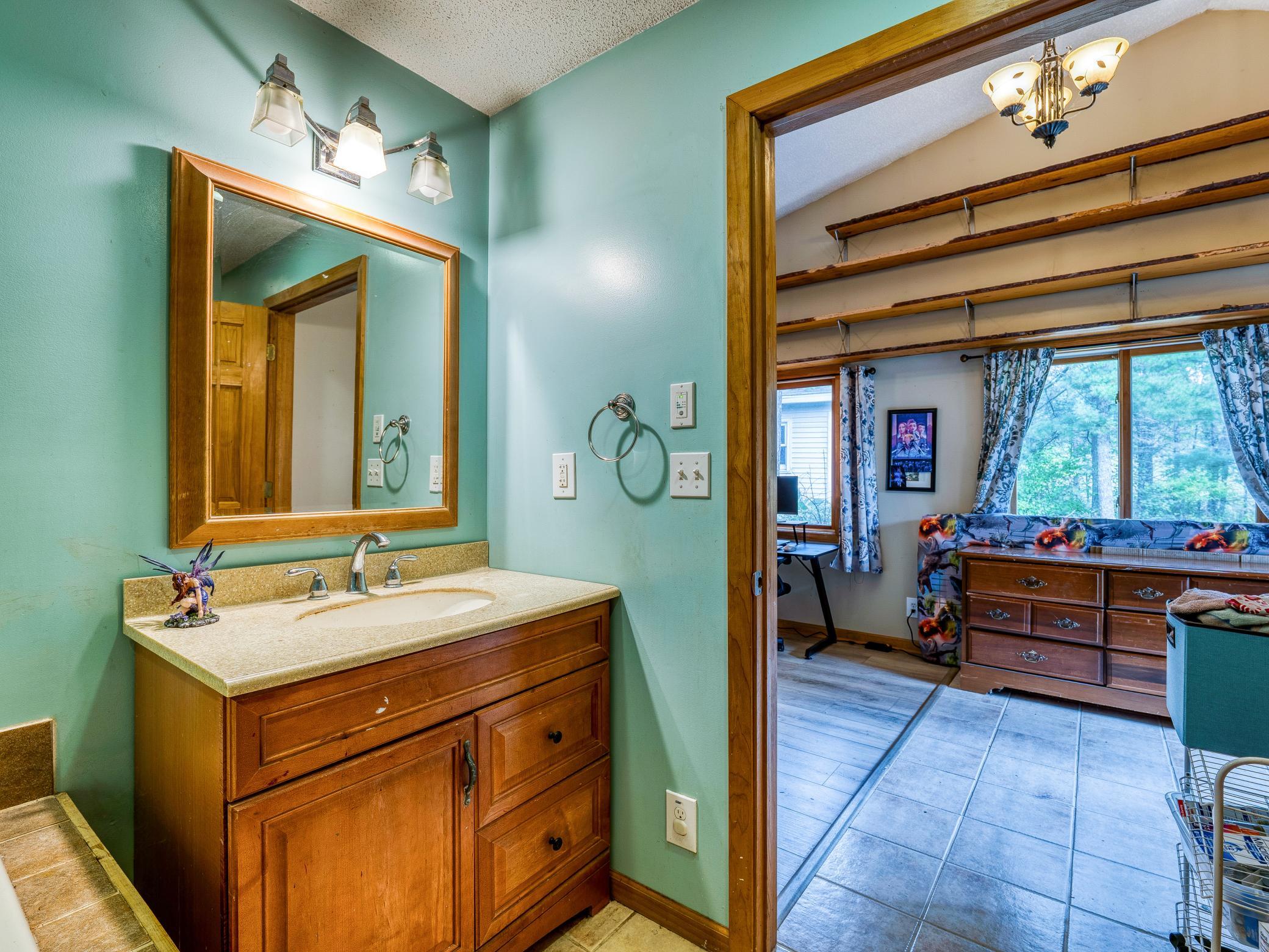 11081 Hillcrest Drive Ne Property Photo 27