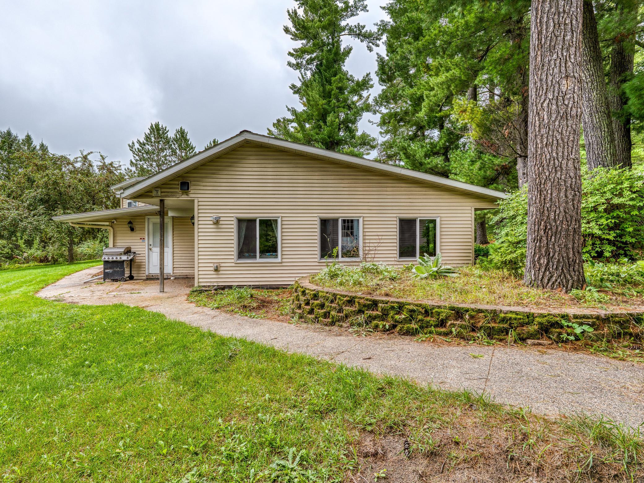 11081 Hillcrest Drive Ne Property Photo 36