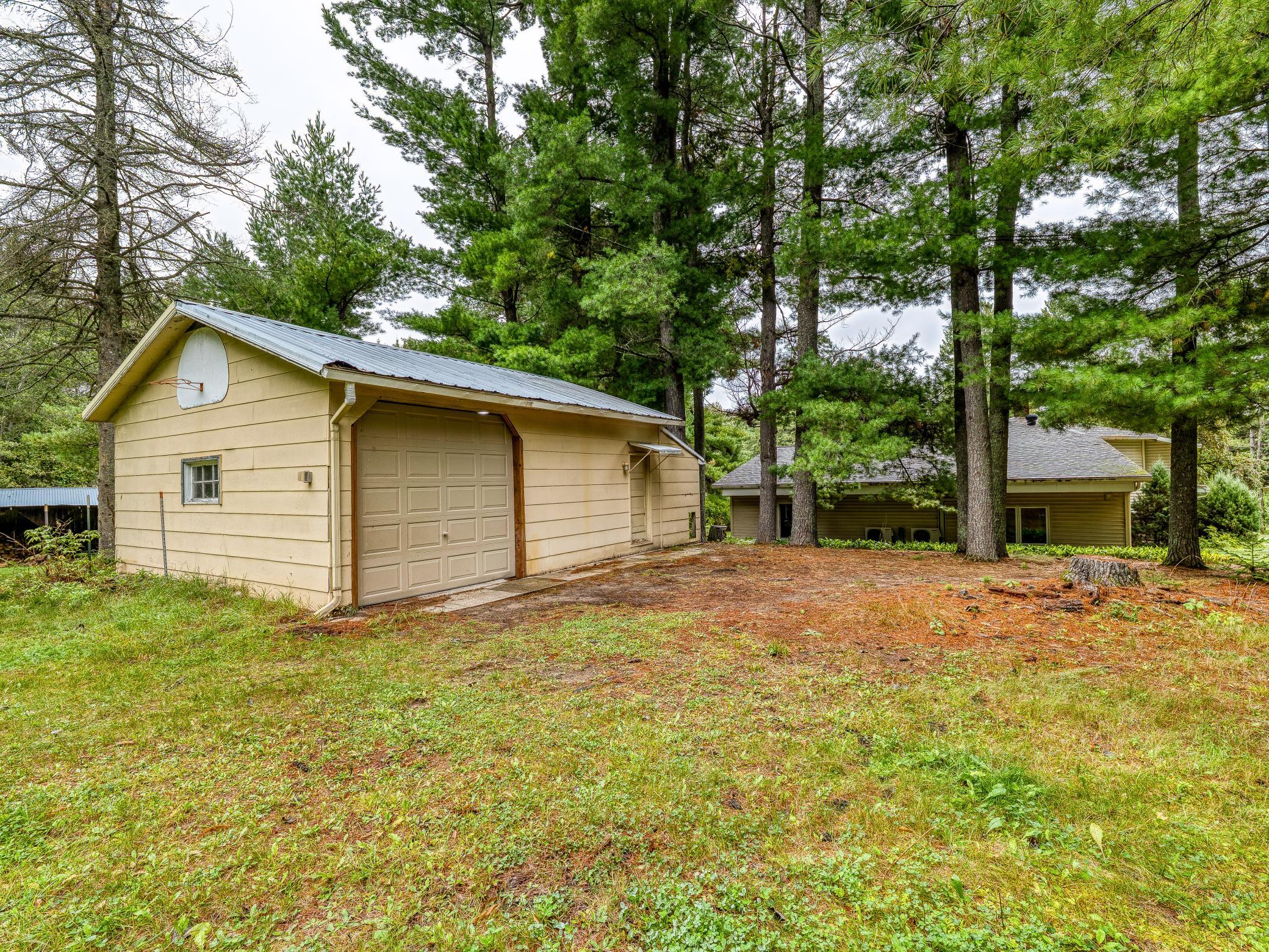 11081 Hillcrest Drive Ne Property Photo 39