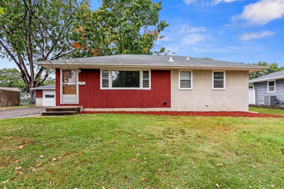 6270 6th Street Ne Property Photo 1