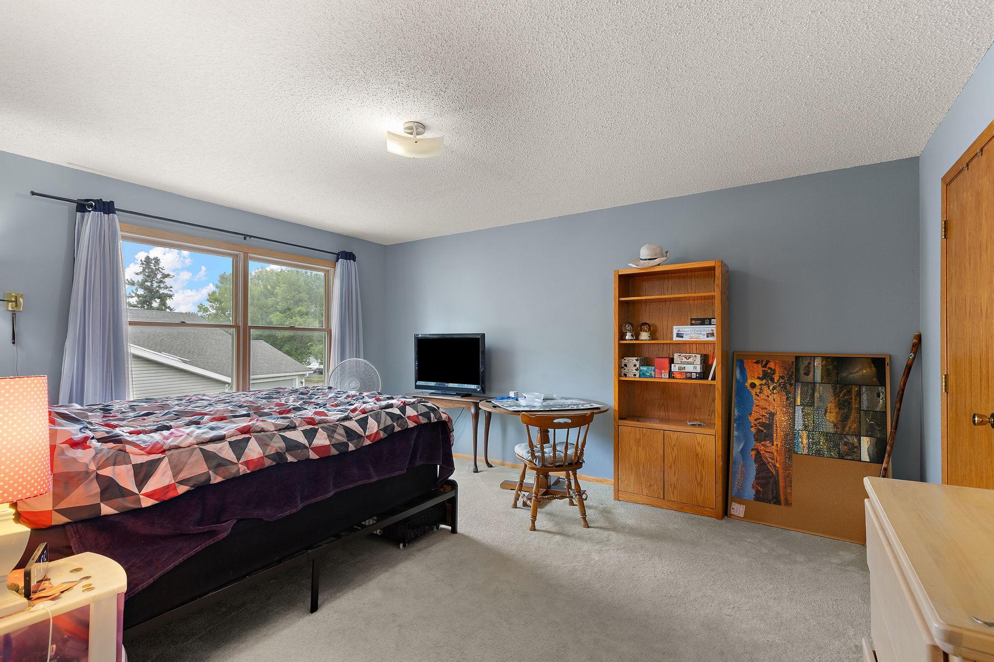 1619 10th Avenue Se B Property Photo 20