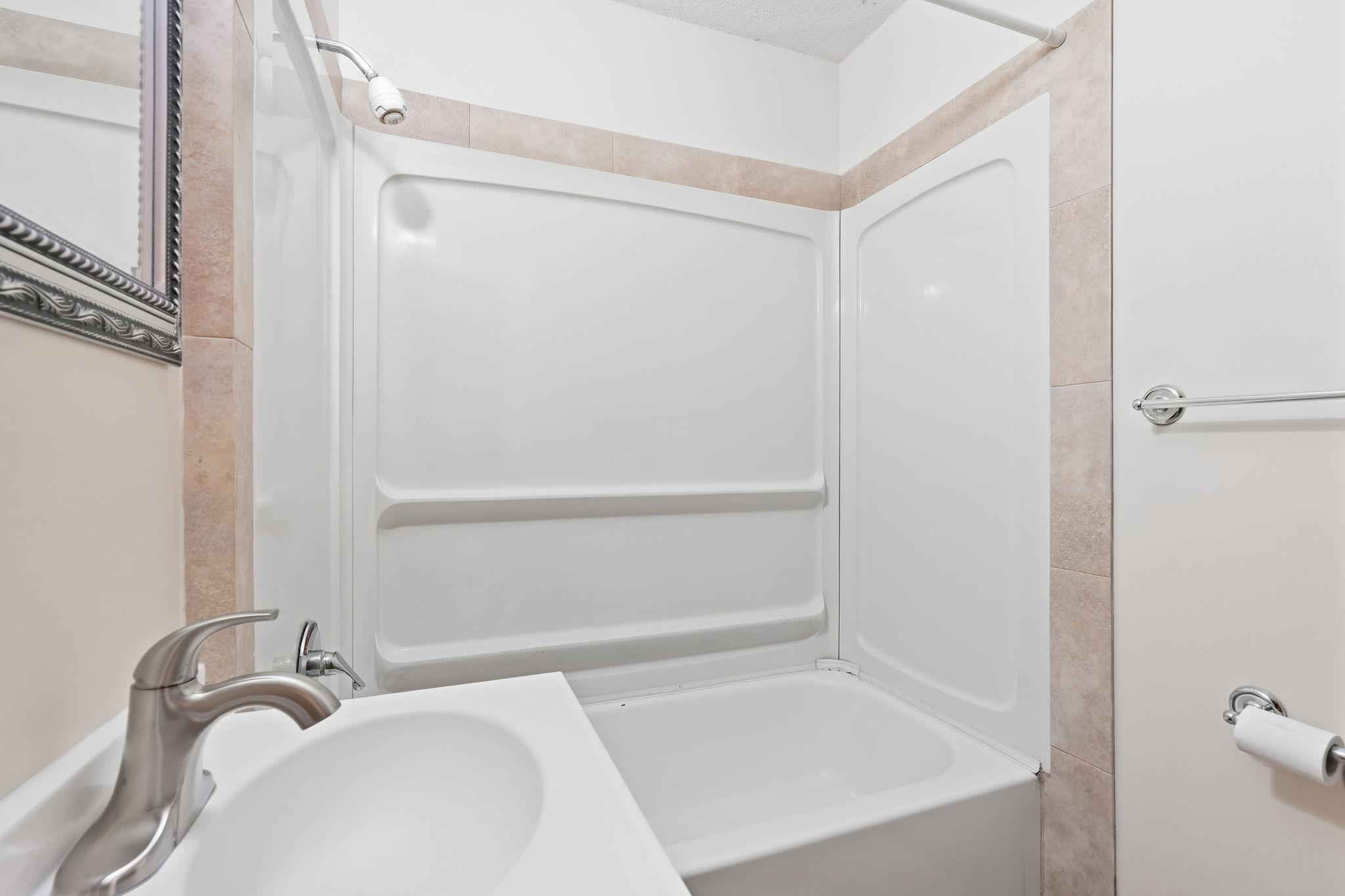 303 8th Avenue Property Photo 11