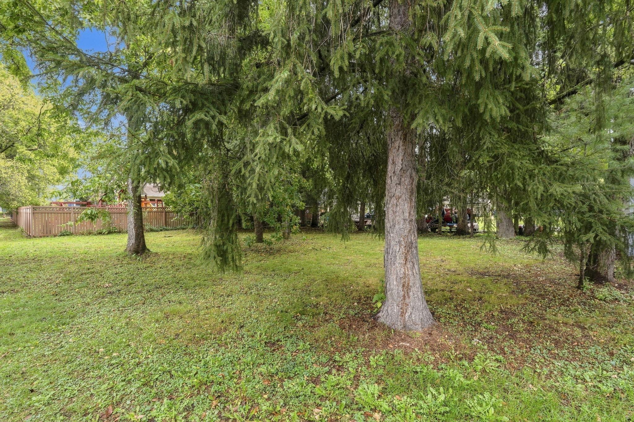 303 8th Avenue Property Photo 18