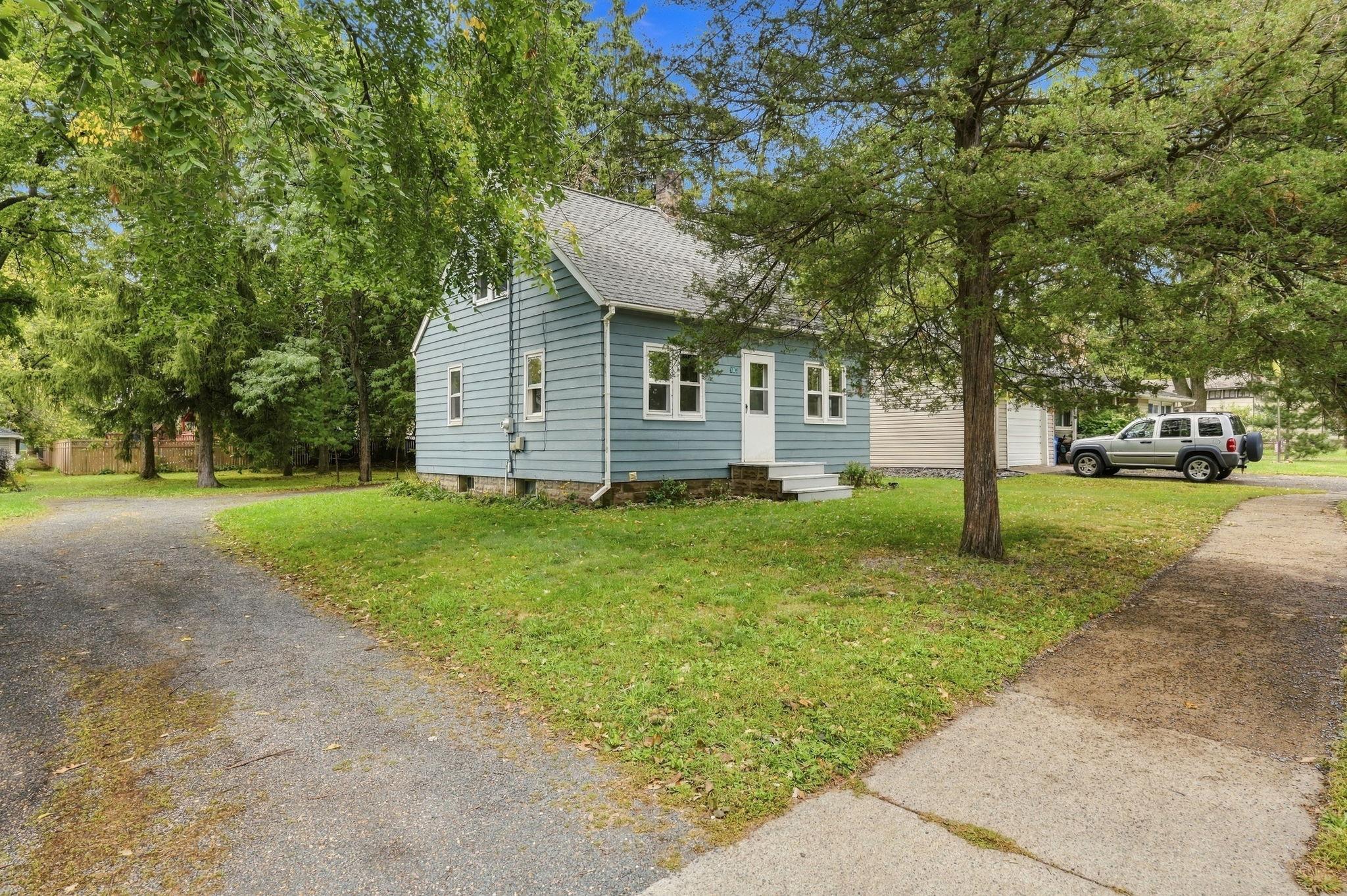 303 8th Avenue Property Photo 21