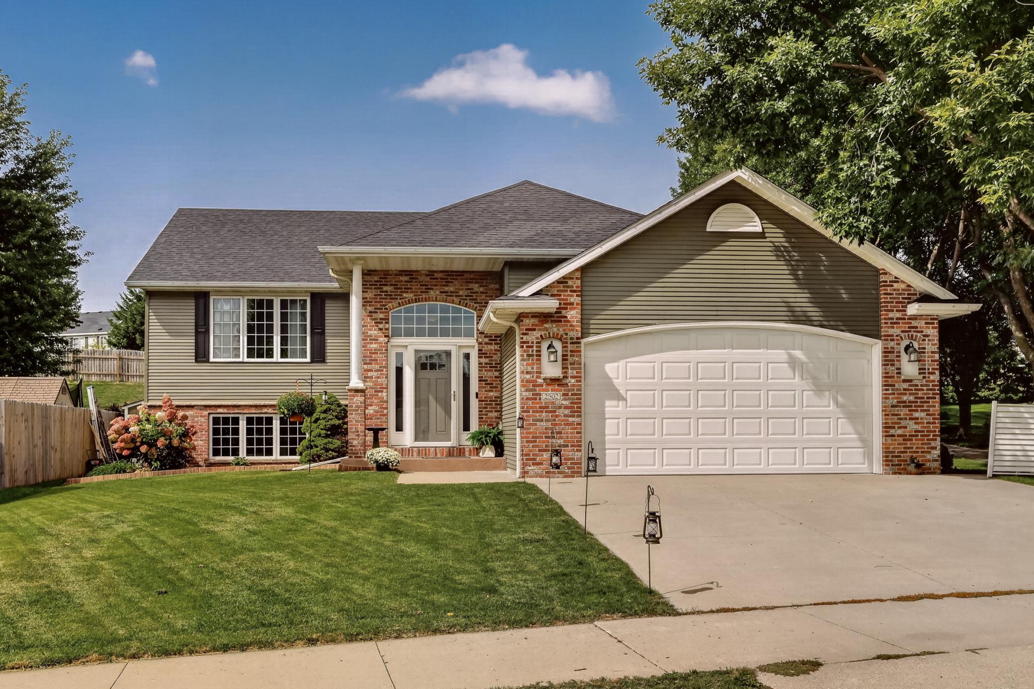 2502 Boulder Ridge Drive Nw Property Photo 1