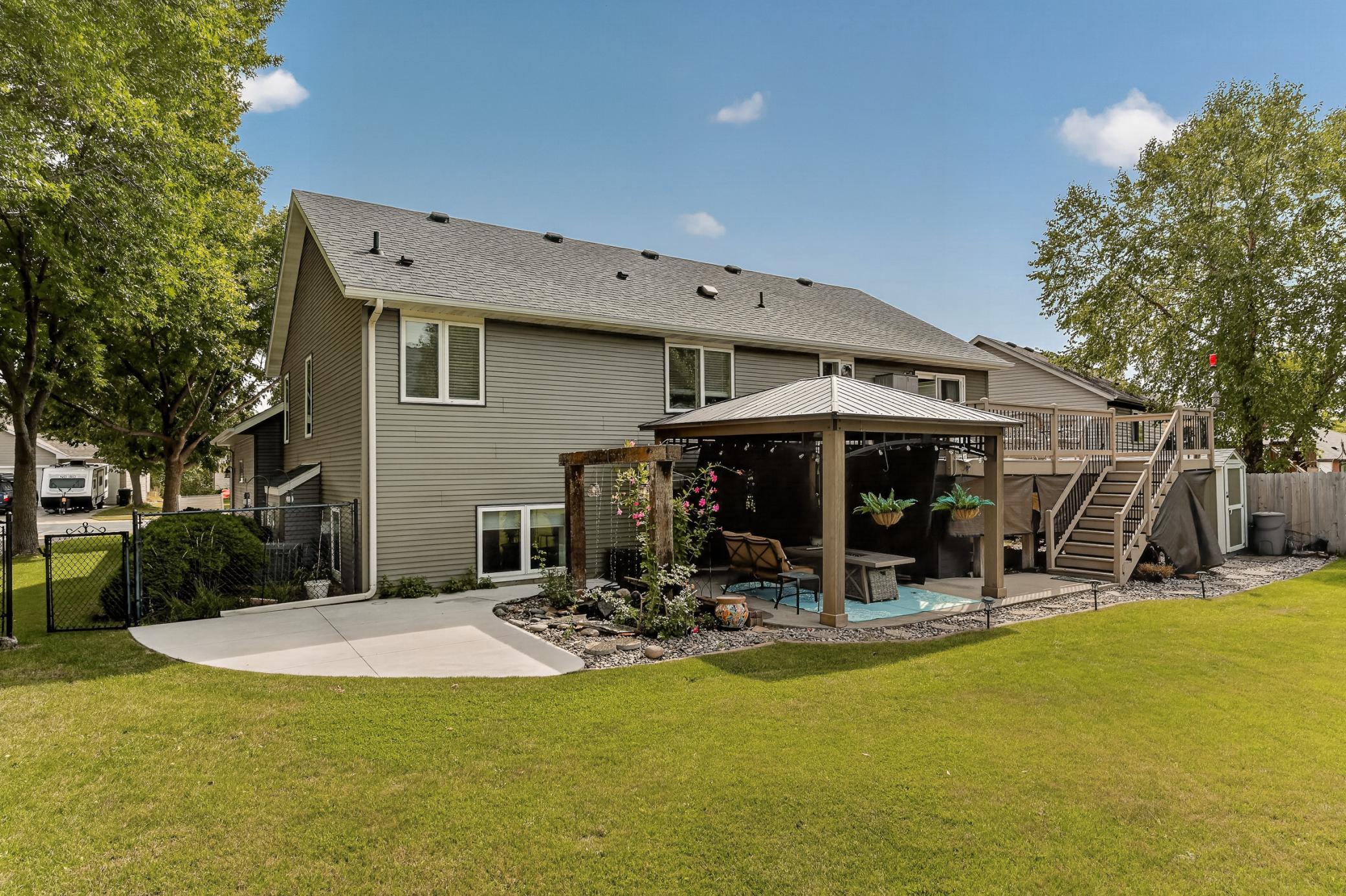 2502 Boulder Ridge Drive Nw Property Photo 3