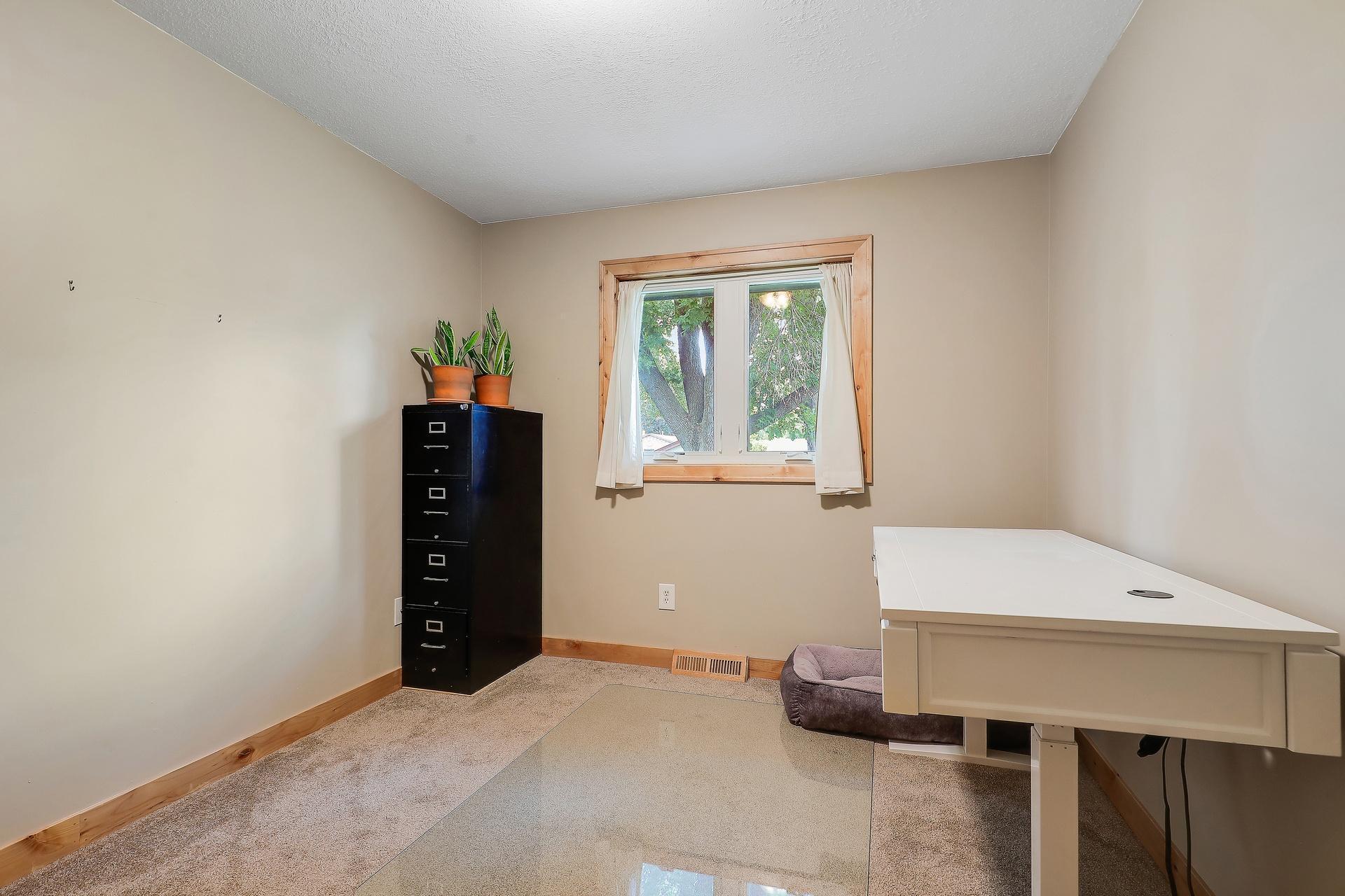 1065 Minnesota Street S Property Photo 14